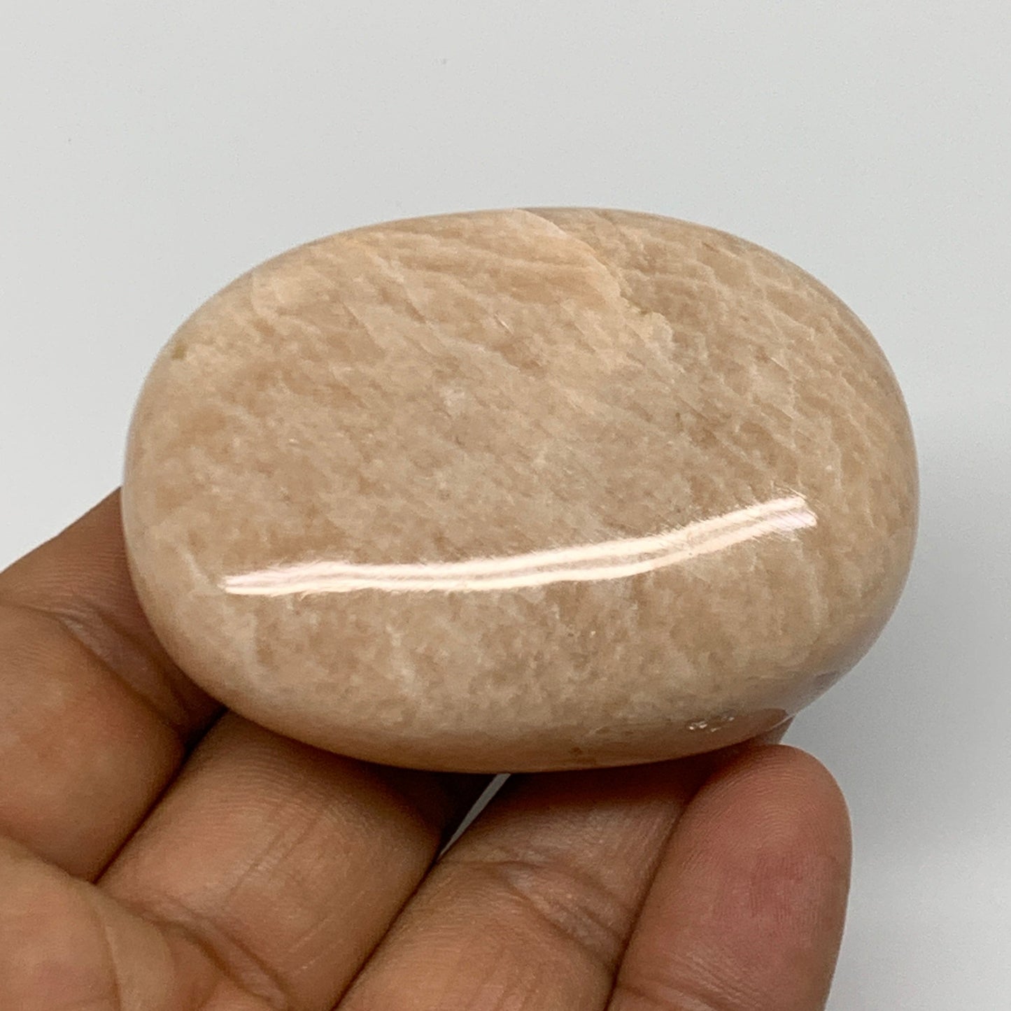 2.2 lbs (1013 Grams), 2"-2.3", 13pcs, Peach/White Moonstone Palm-Stone, B28000