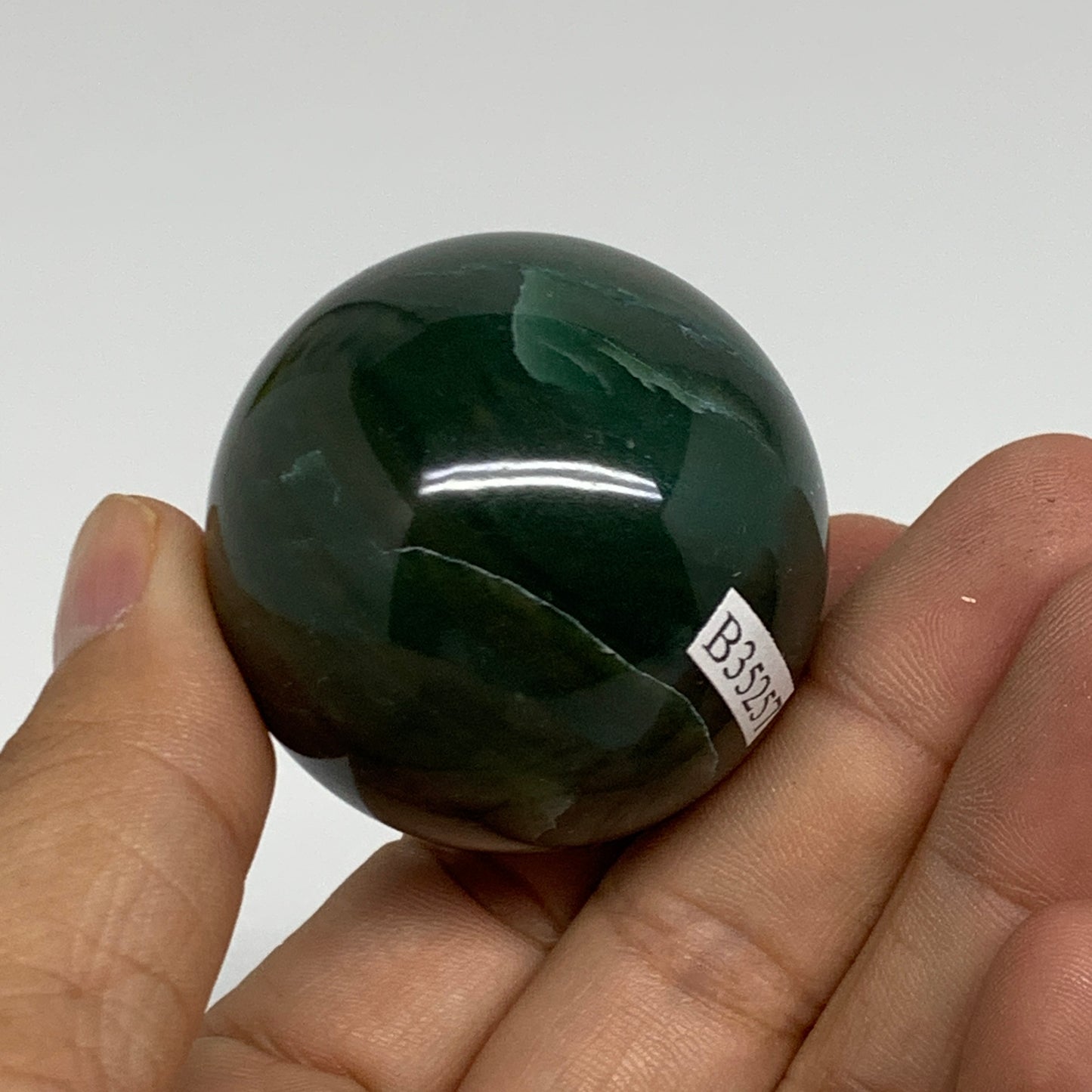 104.8g, 1.7"(42mm) Green Zade Stone Sphere Gemstone,Healing Crystal, B35257