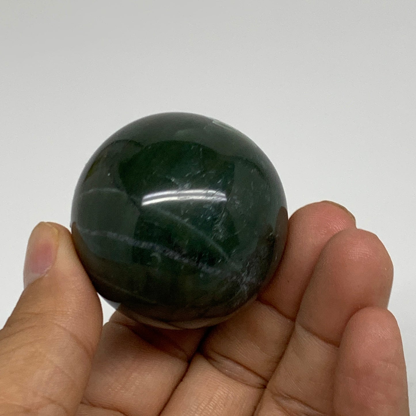 107.5g, 1.7"(42mm) Green Zade Stone Sphere Gemstone,Healing Crystal, B35259