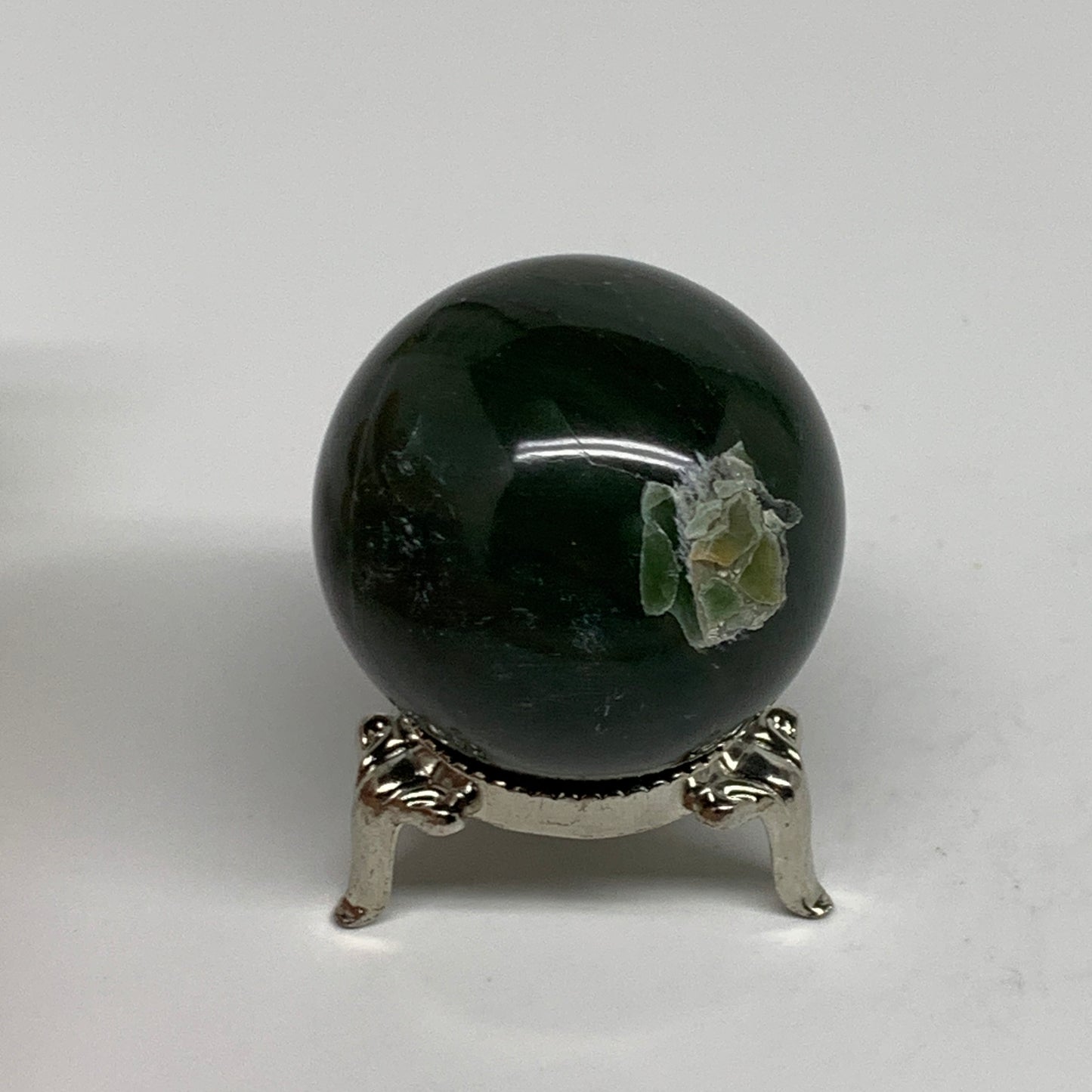 107.5g, 1.7"(42mm) Green Zade Stone Sphere Gemstone,Healing Crystal, B35259