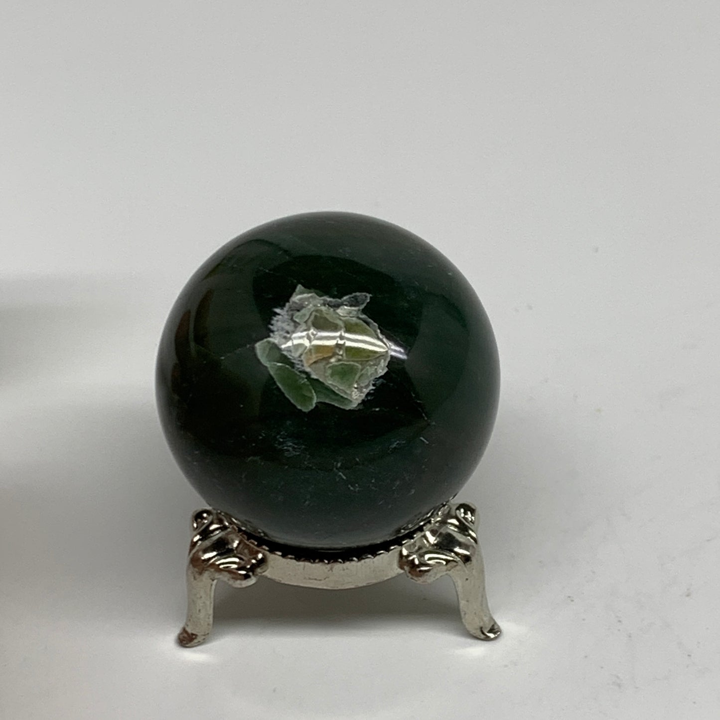 107.5g, 1.7"(42mm) Green Zade Stone Sphere Gemstone,Healing Crystal, B35259