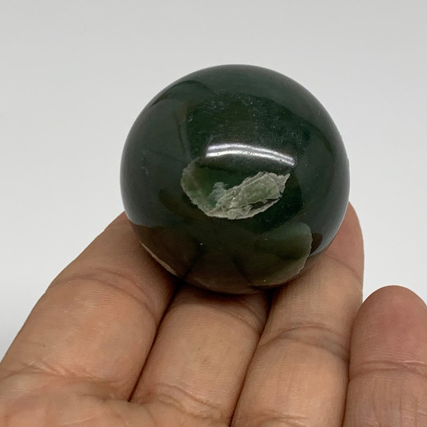 80.5g, 1.5"(38mm) Green Zade Stone Sphere Gemstone,Healing Crystal, B35262