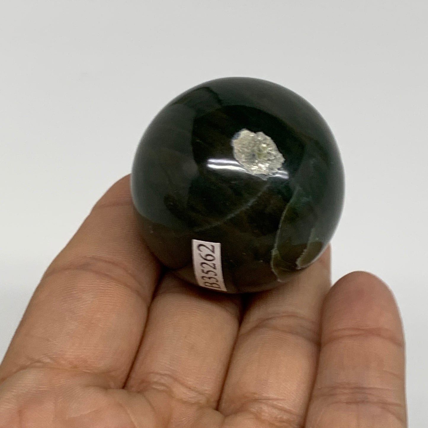 80.5g, 1.5"(38mm) Green Zade Stone Sphere Gemstone,Healing Crystal, B35262