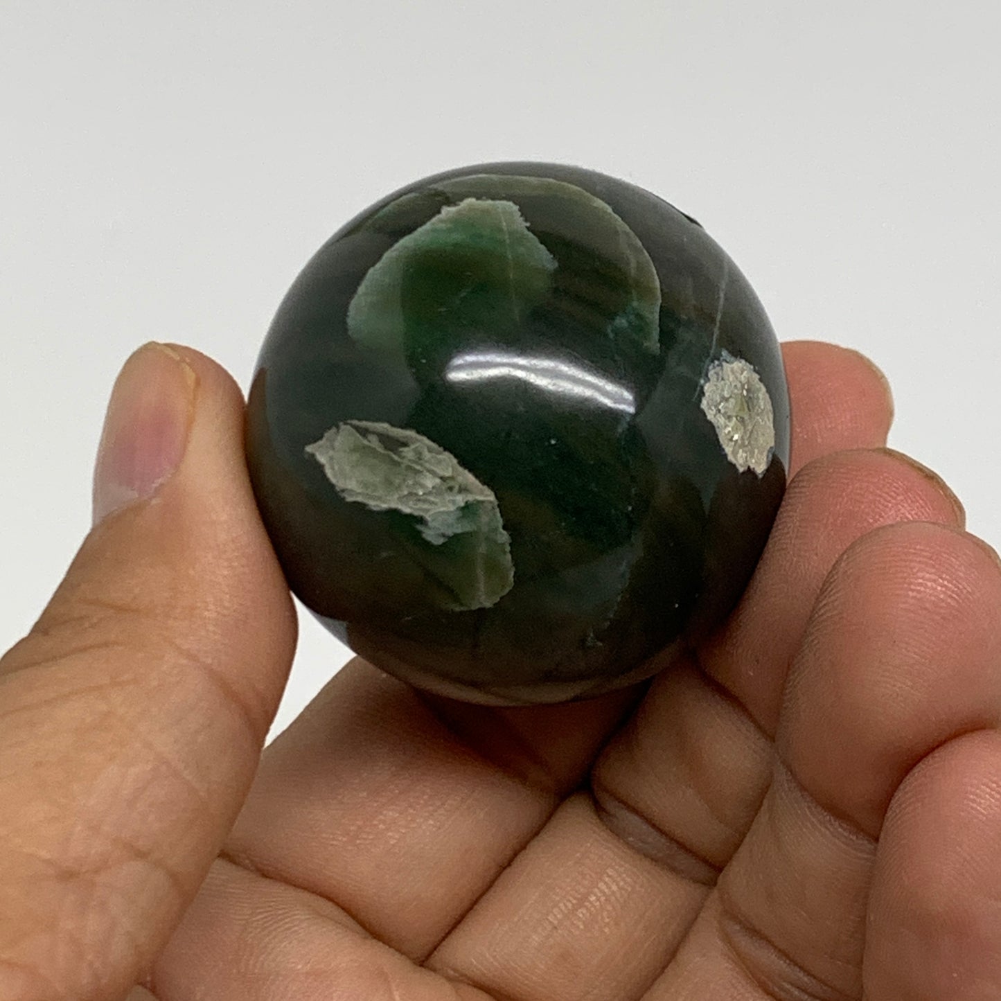 80.5g, 1.5"(38mm) Green Zade Stone Sphere Gemstone,Healing Crystal, B35262