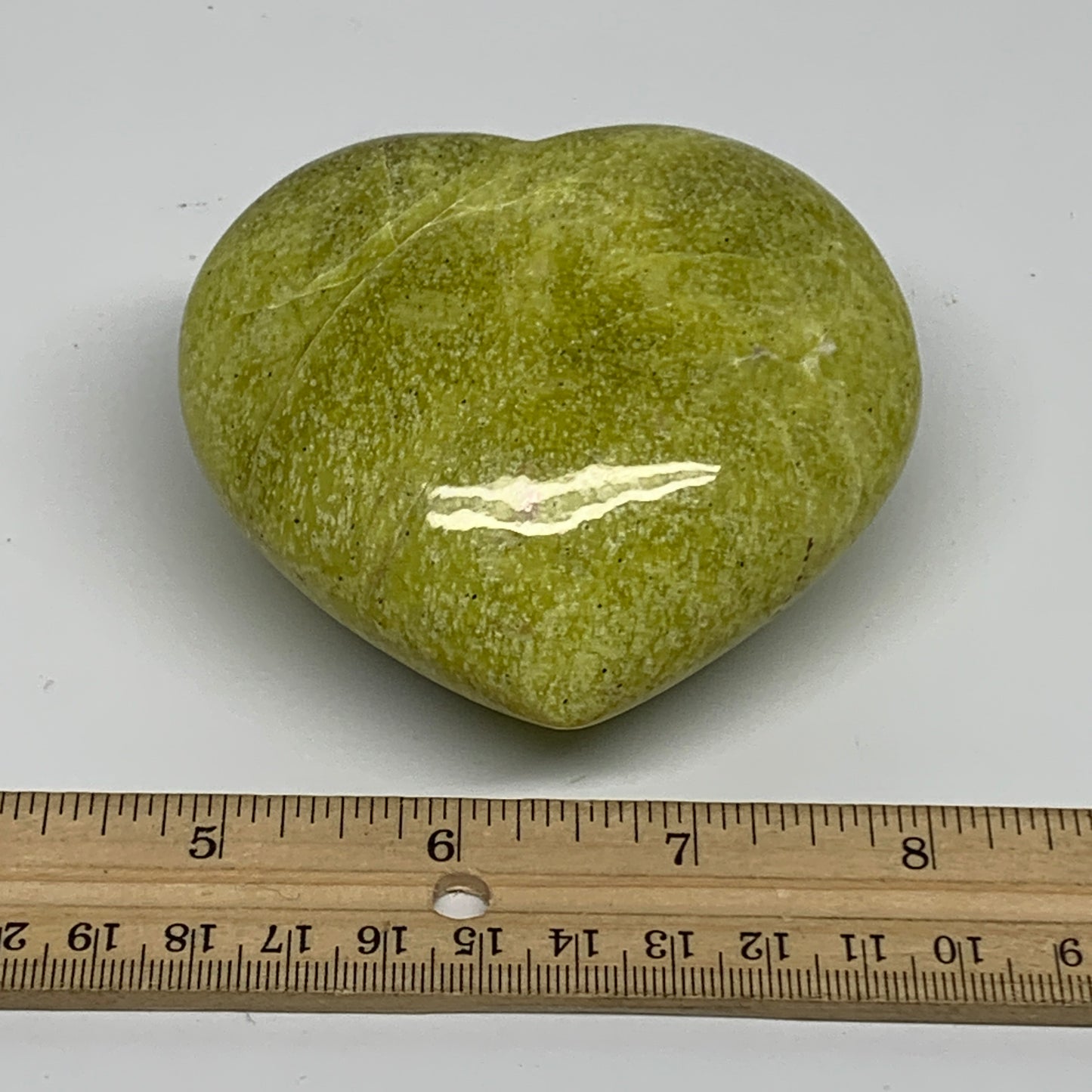 0.76 lbs, 3.1"x3.4"x1.6" Green Serpentine Heart Polished Gemstones, B33852