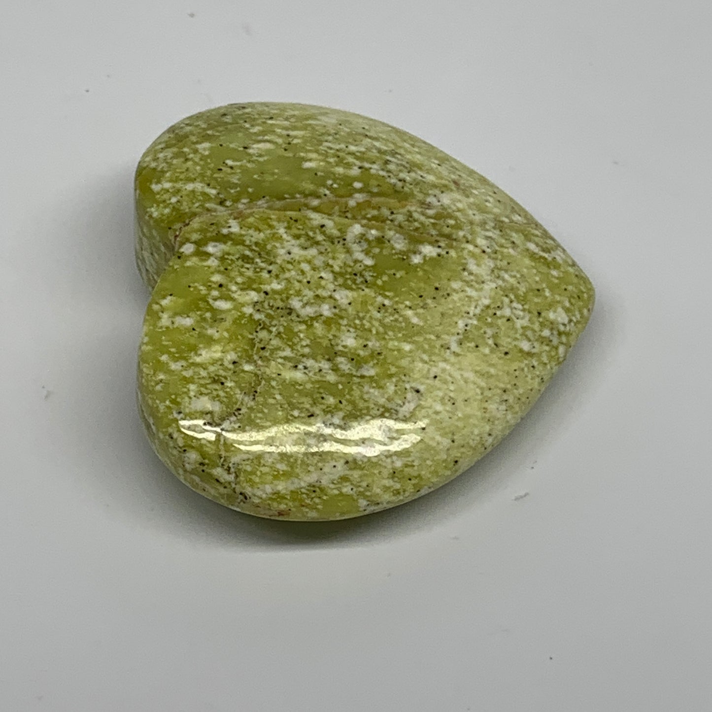 107g, 2.3"x2.6"x0.9" Green Serpentine Heart Polished Gemstones, B33857