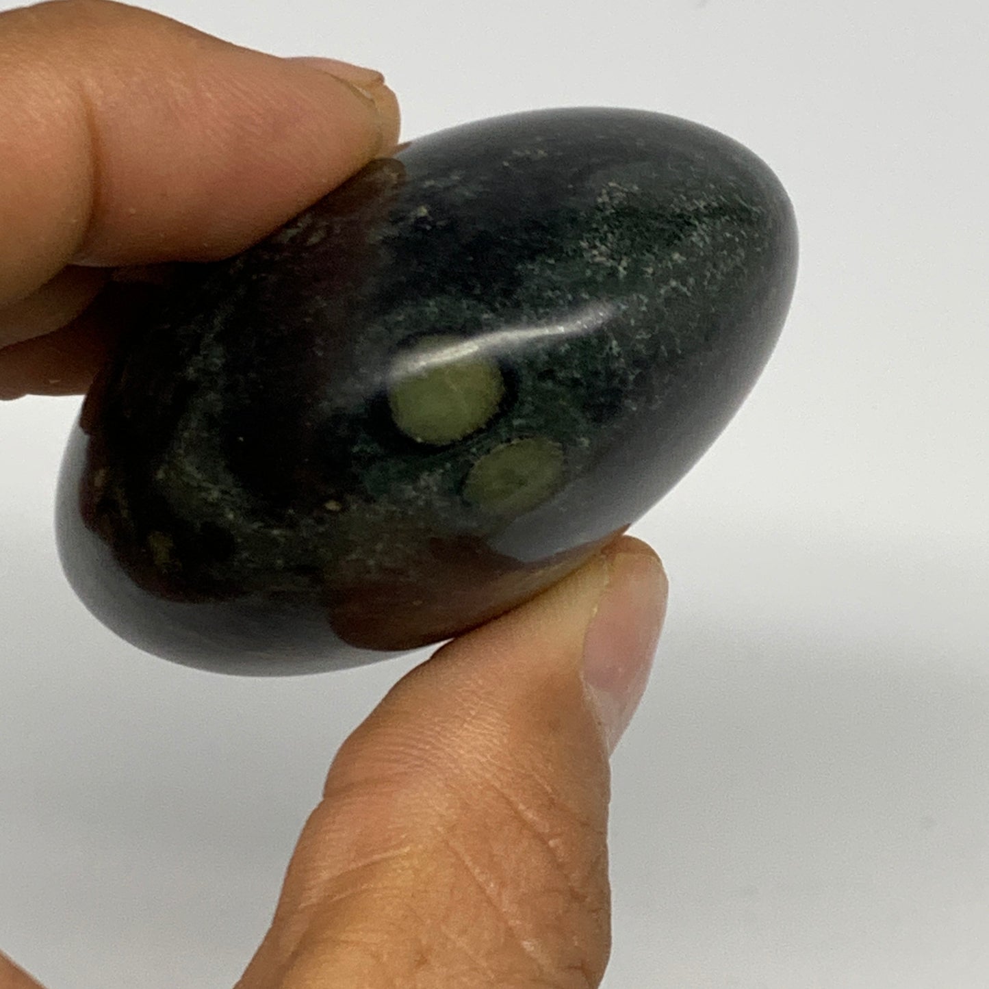 124.3g, 2.4"x1.9"x1.2", Crocodile Kambaba Jasper Palm-Stone @Madagascar, B28068