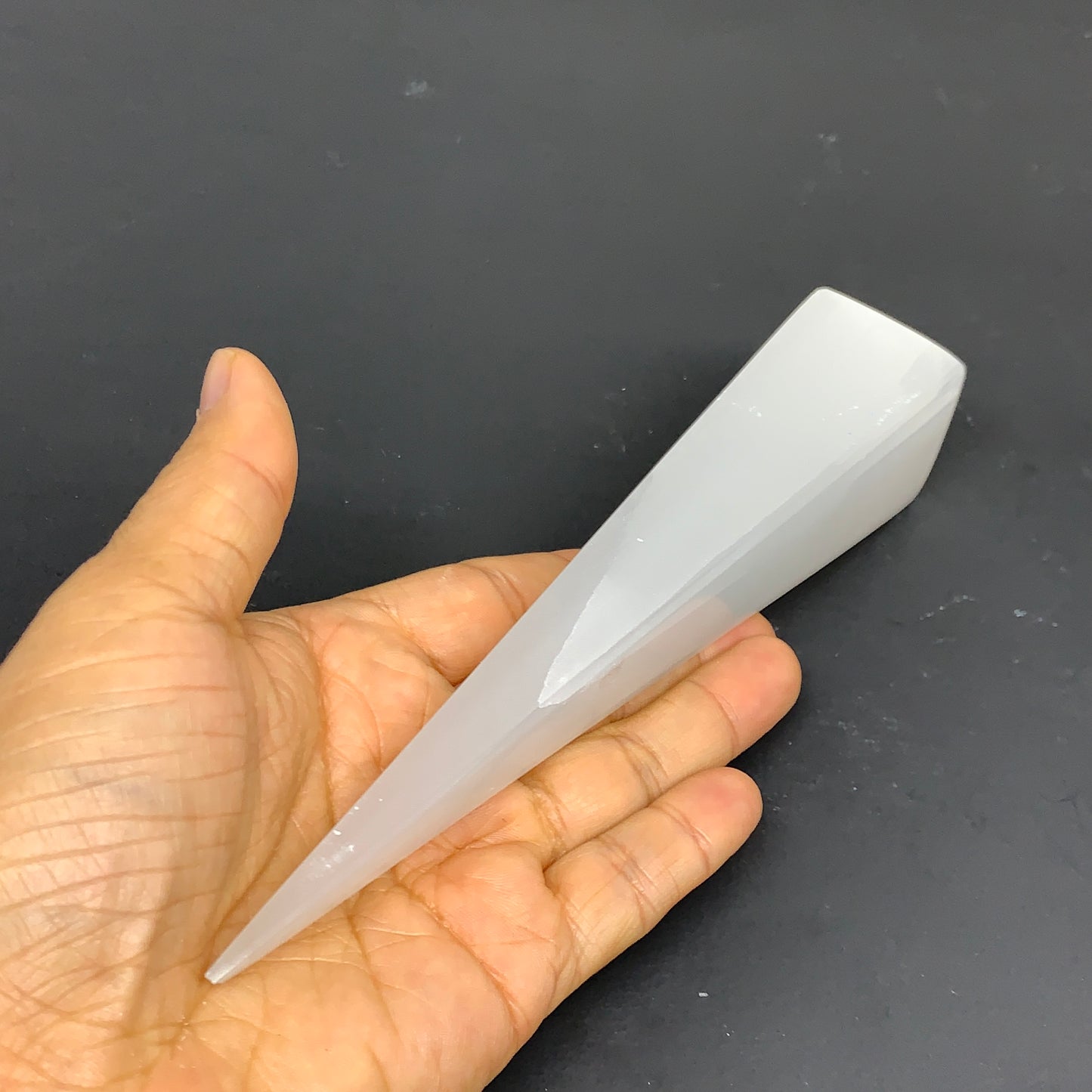 197.3g, 7.3"x1.4", Selenite (Satin Spar) Crystal Crystal Tower Point,B35945