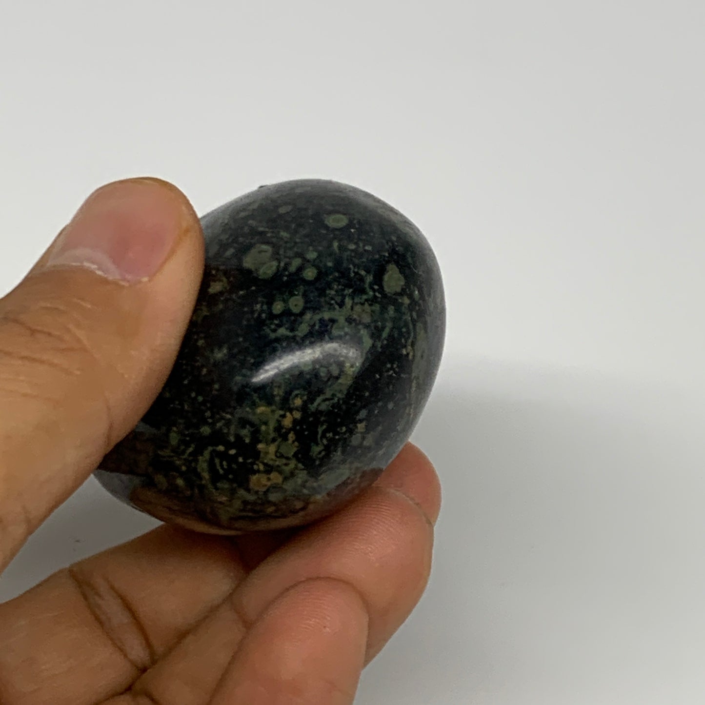 121.6g, 2.4"x1.7"x1.3", Crocodile Kambaba Jasper Palm-Stone @Madagascar, B28075