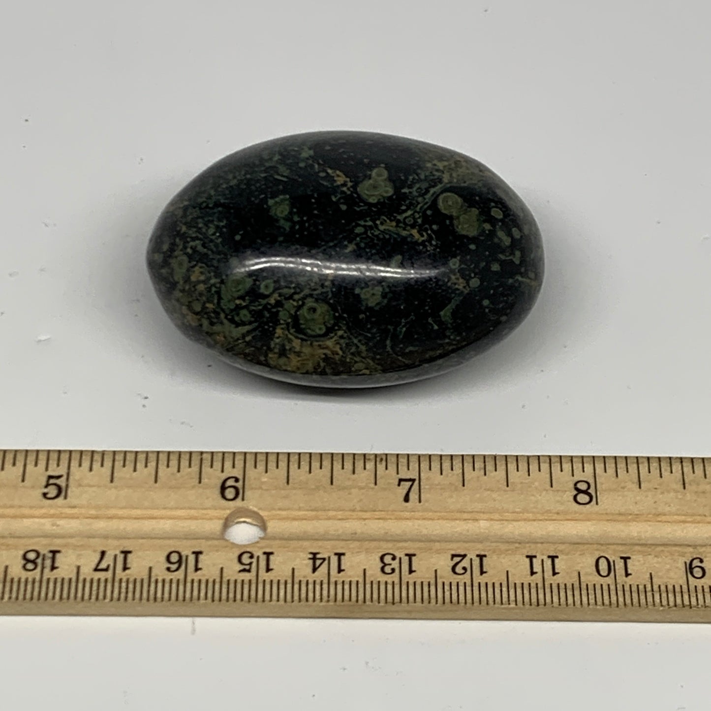 121.6g, 2.4"x1.7"x1.3", Crocodile Kambaba Jasper Palm-Stone @Madagascar, B28075