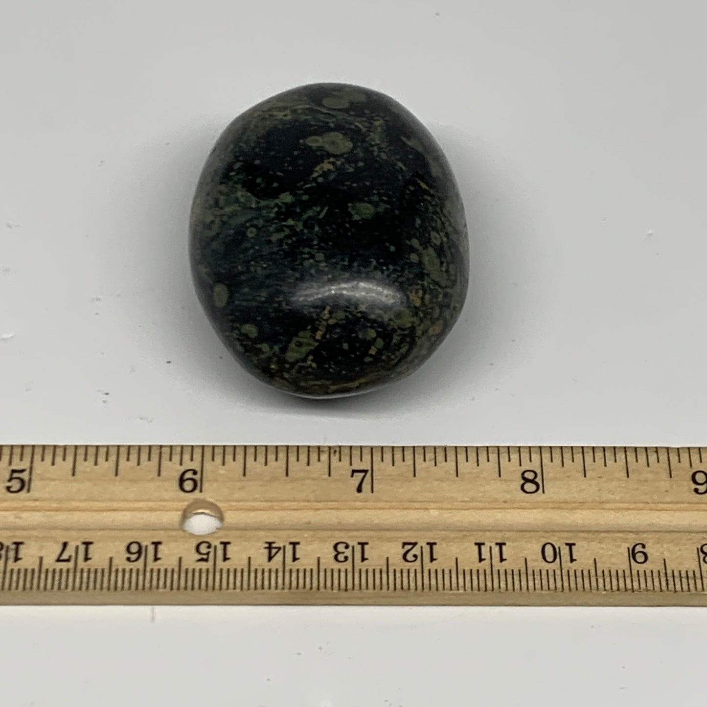 121.6g, 2.4"x1.7"x1.3", Crocodile Kambaba Jasper Palm-Stone @Madagascar, B28075