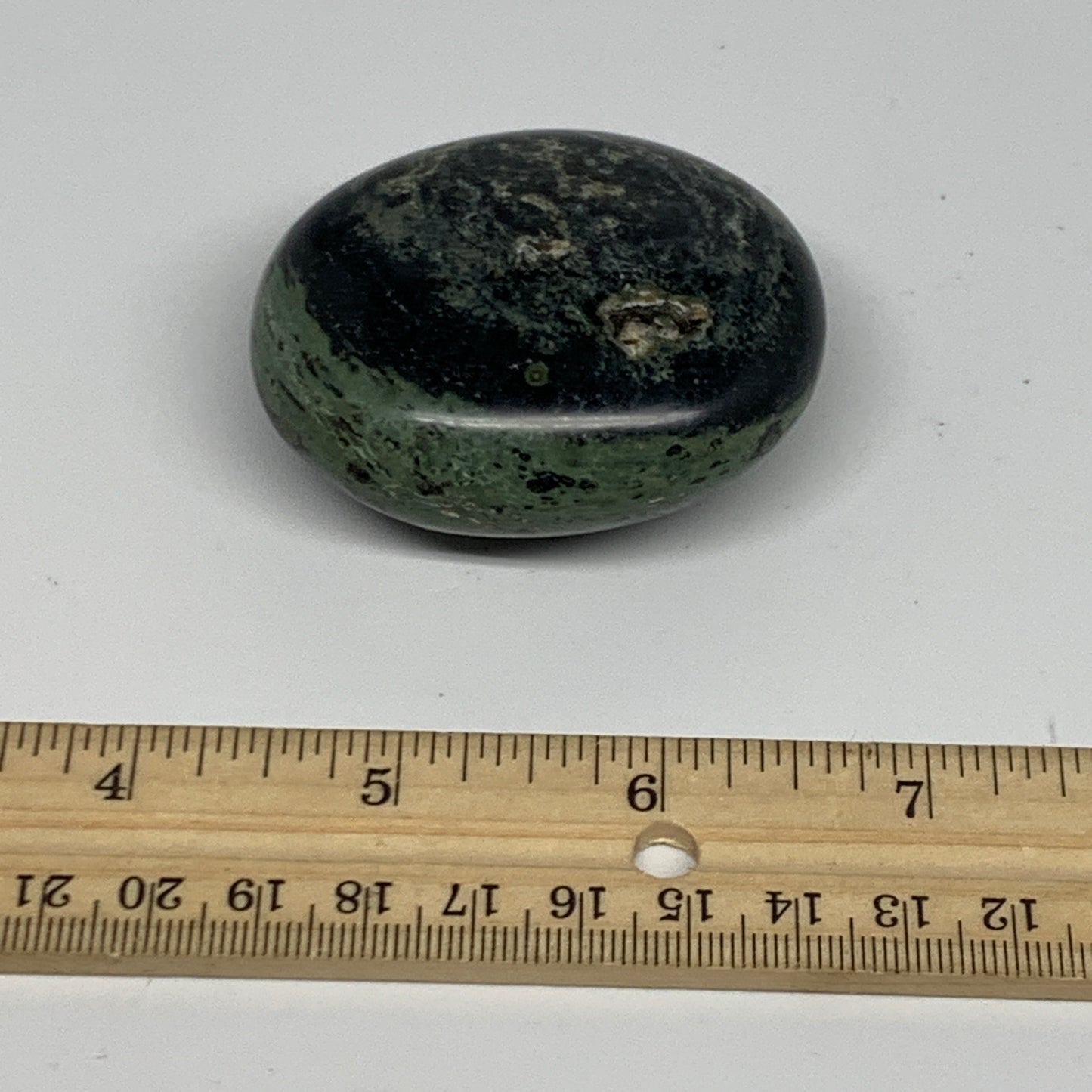 118g, 2.4"x2"x1", Crocodile Kambaba Jasper Palm-Stone @Madagascar, B28077