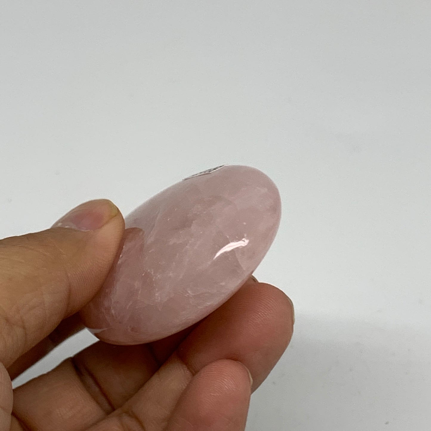 67.3g , 2.4"x1.6"x0.7", Natural Pink Rose Quartz Palm-stone Crystal, B34526