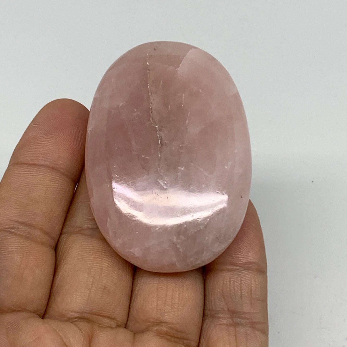 68.1[g , 2.2"x1.5"x0.7", Natural Pink Rose Quartz Palm-stone Crystal, B34527