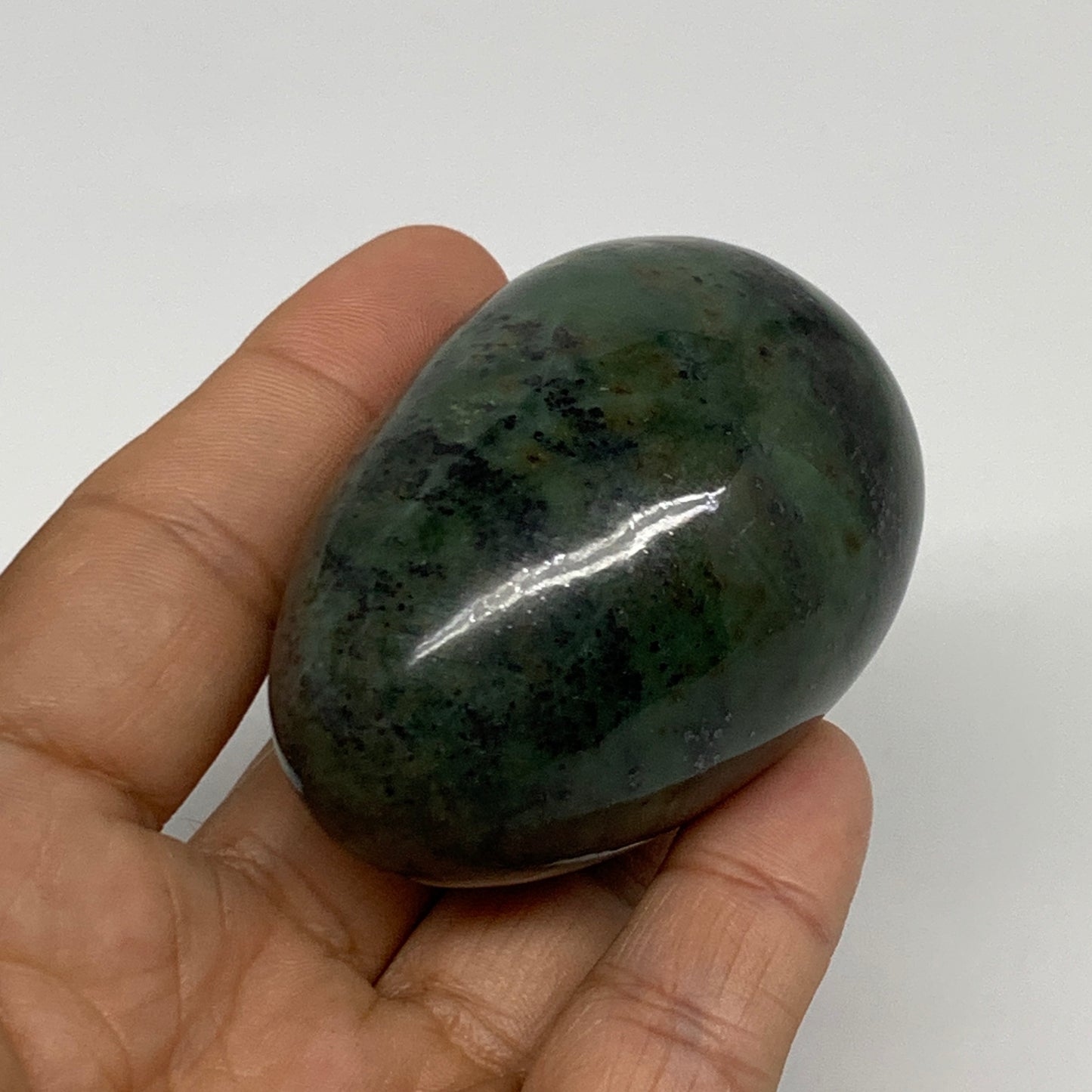 149.9g, 2.4"x1.6" Natural Green Serpentine Egg Polished Gemstone, B35301