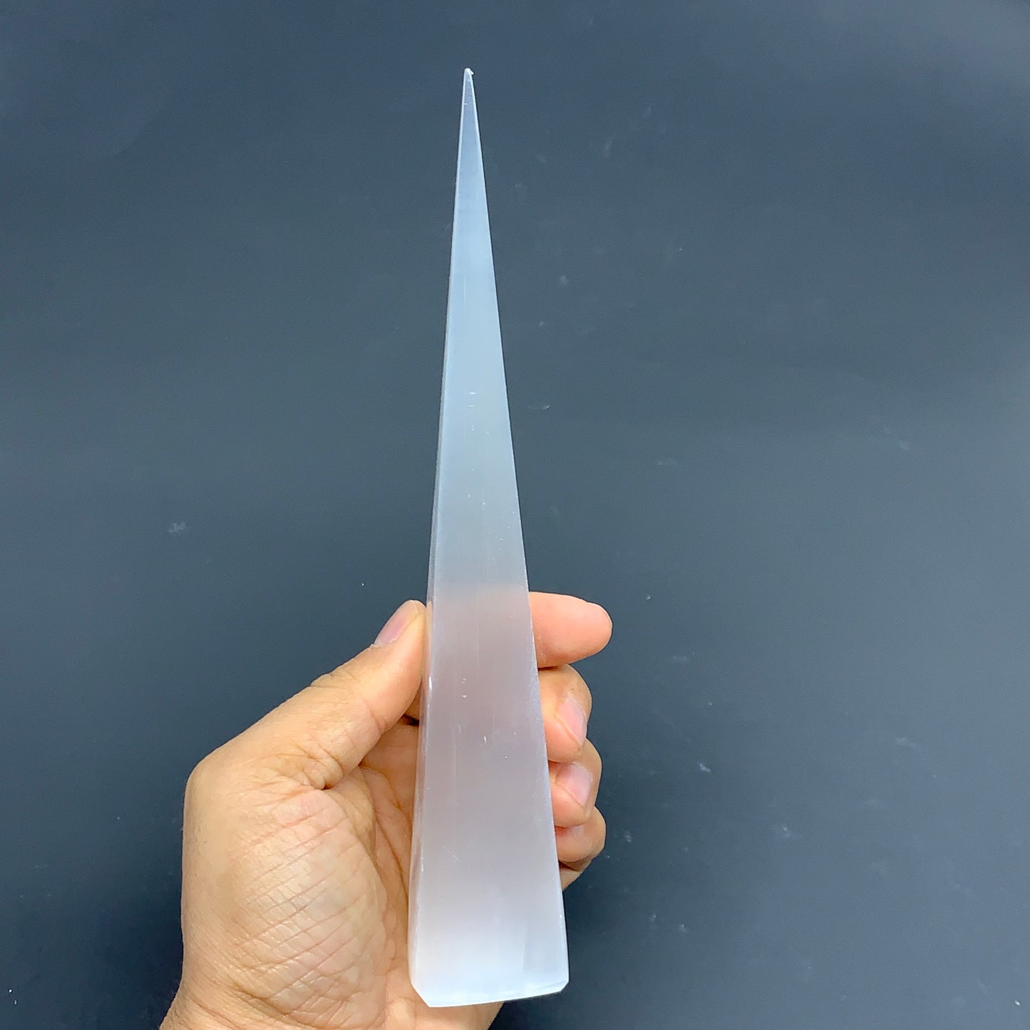 203.6g, 7.7"x1.4", Selenite (Satin Spar) Crystal Crystal Tower Point,B35951