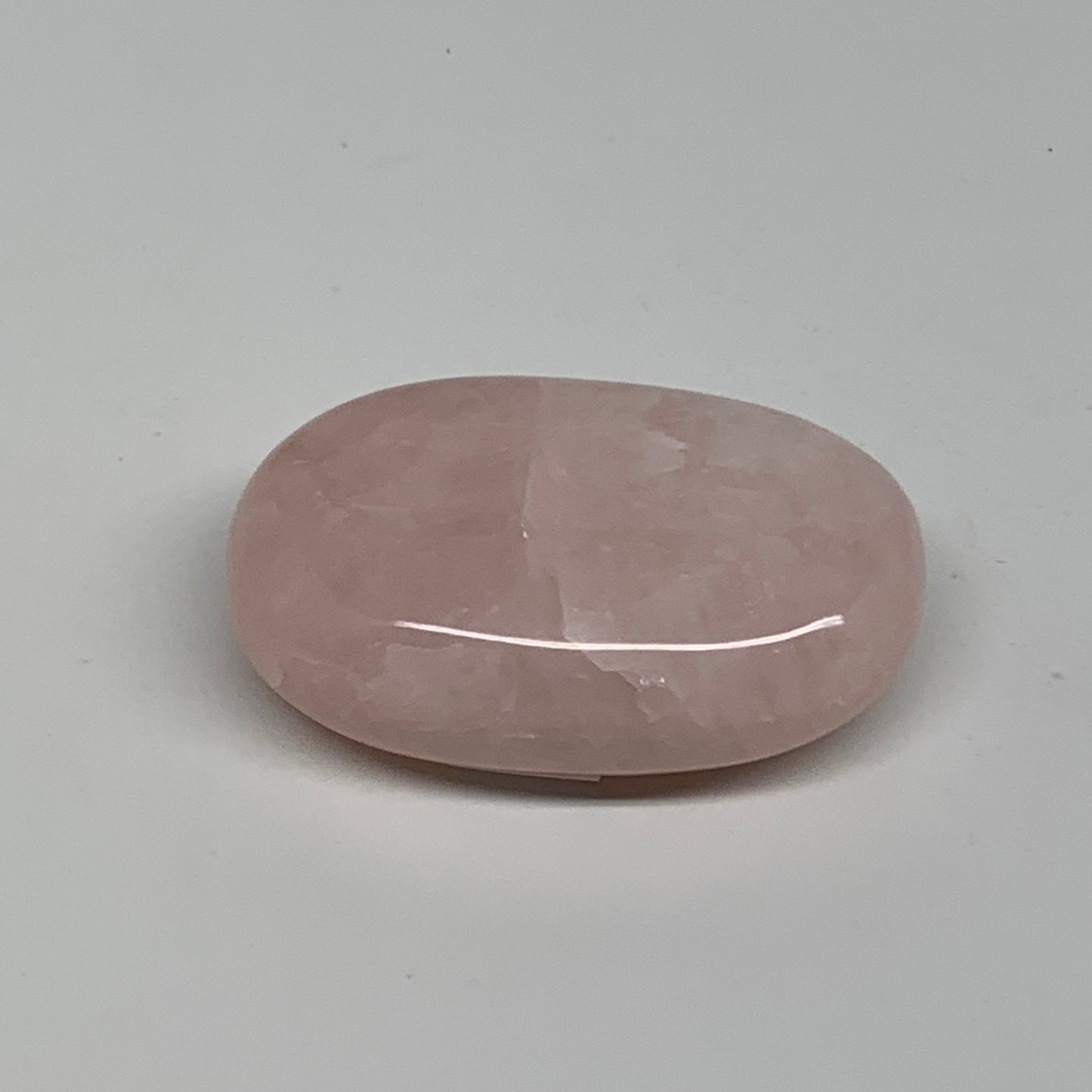 88g , 2.4"x1.5"x0.9", Natural Pink Rose Quartz Palm-stone Crystal, B34531