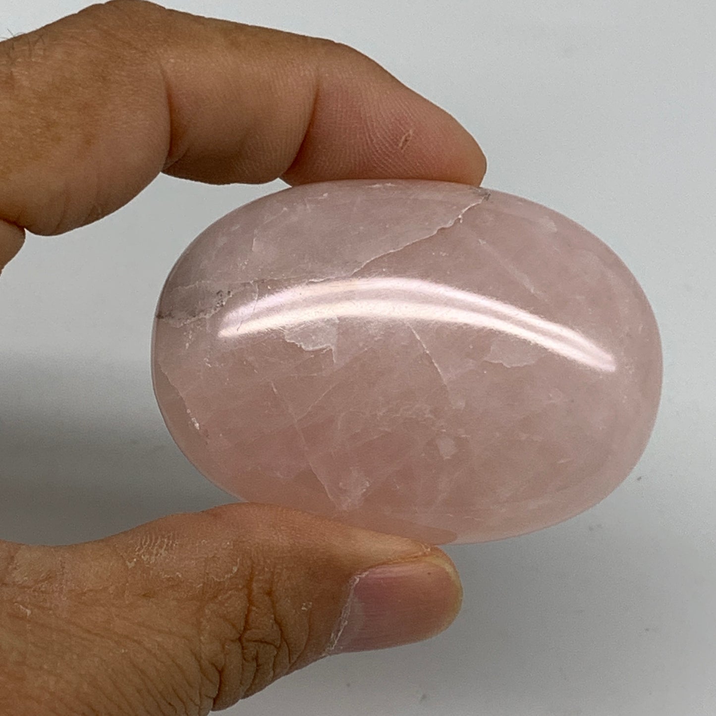 68.2g , 2.2"x1.6"x0.7", Natural Pink Rose Quartz Palm-stone Crystal, B34536