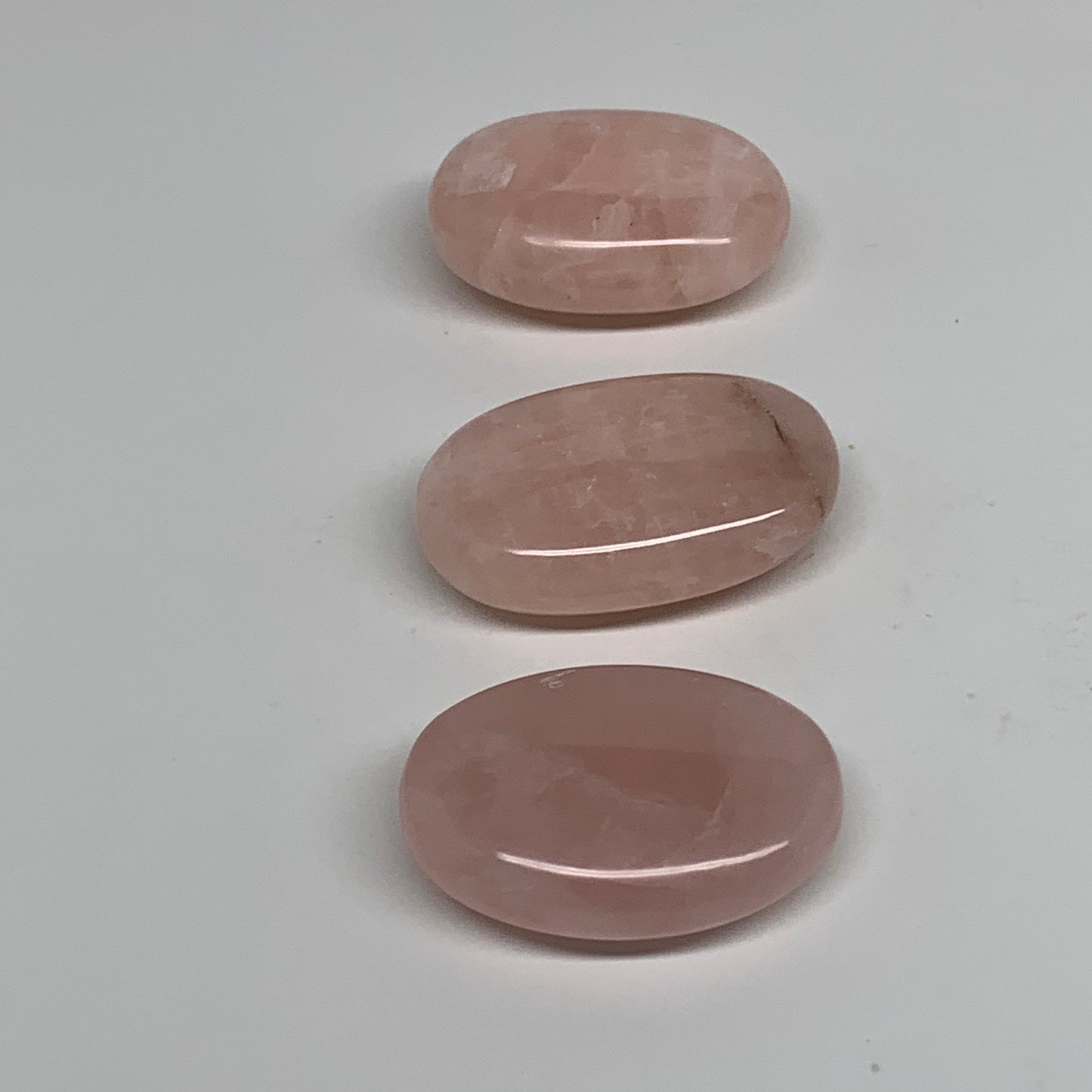 172.8g , 2"-2.2", 3pcs, Natural Pink Rose Quartz Palm-stone Small Sizes, B34541