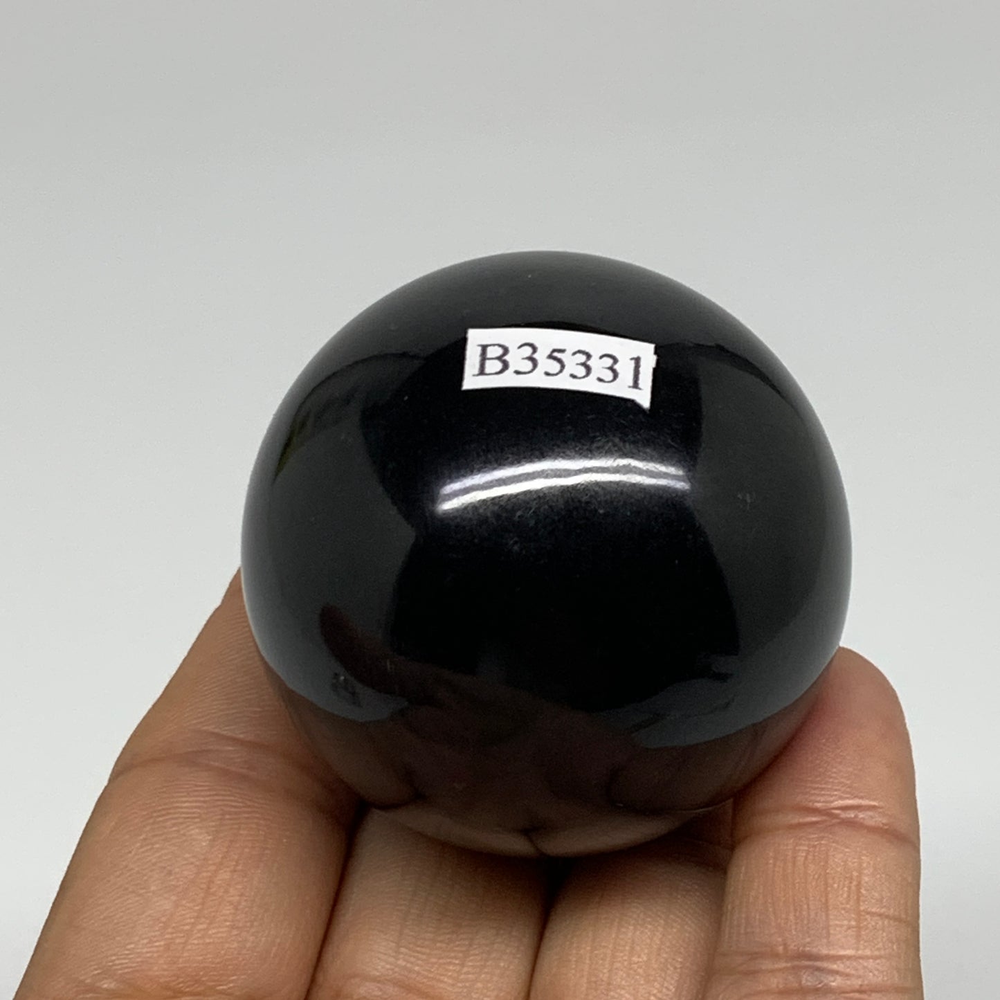 159.9g, 1.9"(47mm), Natural Black Agate Sphere Ball Polished Gemstone, B35331