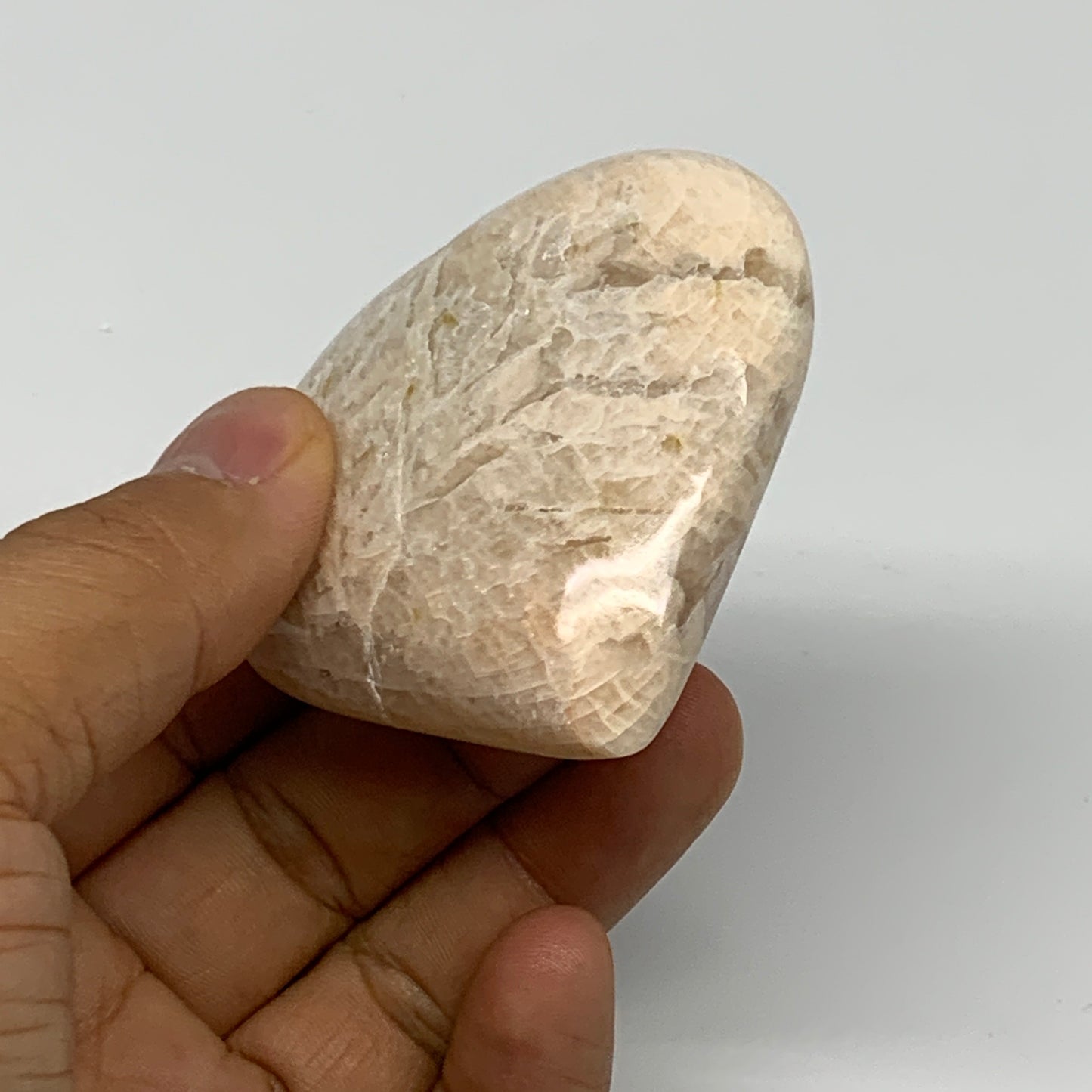99.7g, 2.3"x2.4"x0.9", Peach Moonstone Heart Crystal Polished Gemstone, B28120
