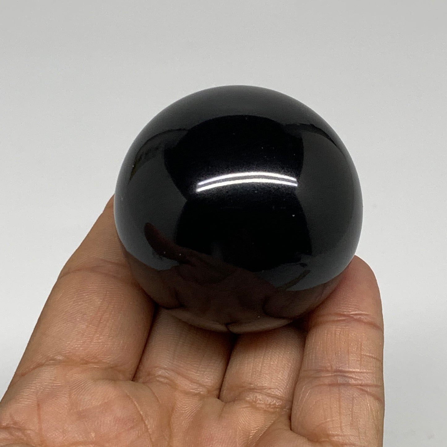 150.2g, 1.9"(46mm), Natural Black Agate Sphere Ball Polished Gemstone, B35334