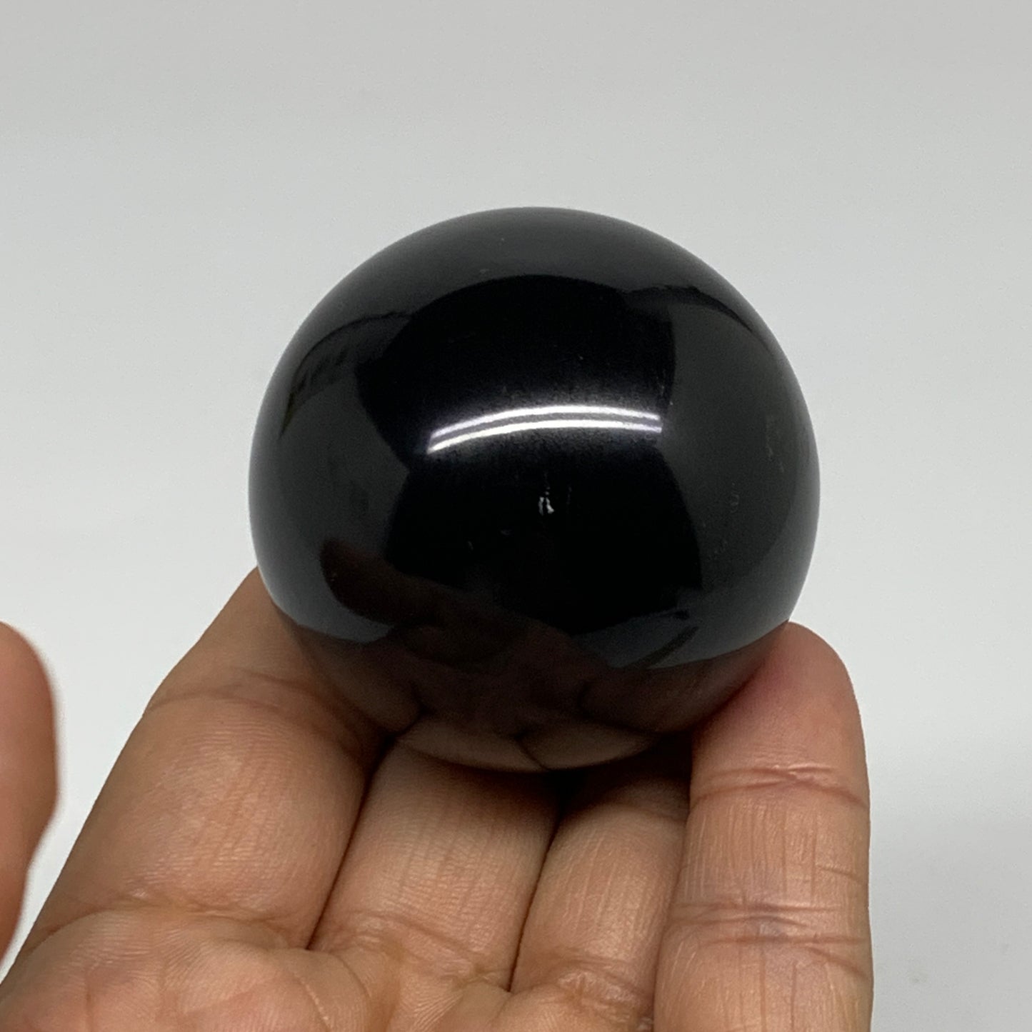 150.2g, 1.9"(46mm), Natural Black Agate Sphere Ball Polished Gemstone, B35334