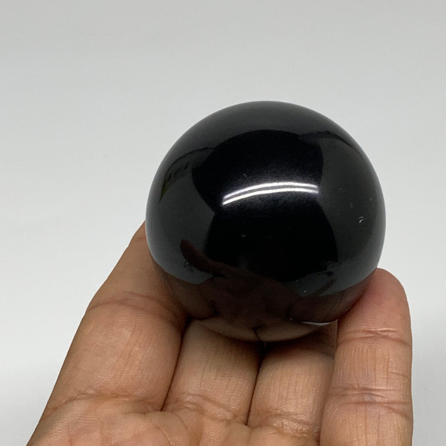 150.2g, 1.9"(46mm), Natural Black Agate Sphere Ball Polished Gemstone, B35334