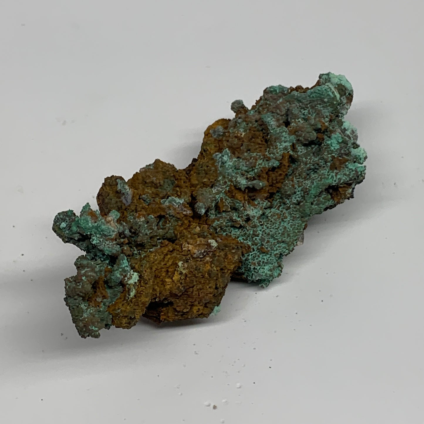 75.9g, 3.2"x1.2"x0.7", Green Malachite on Native Copper Mineral Specimens,B33944