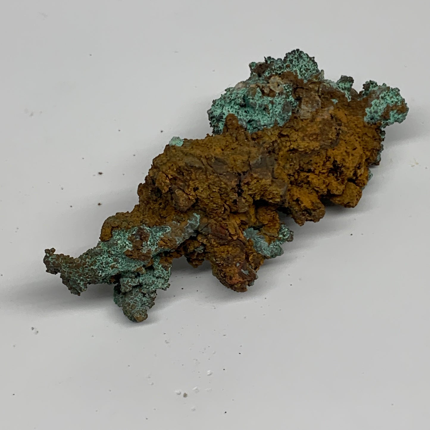 75.9g, 3.2"x1.2"x0.7", Green Malachite on Native Copper Mineral Specimens,B33944