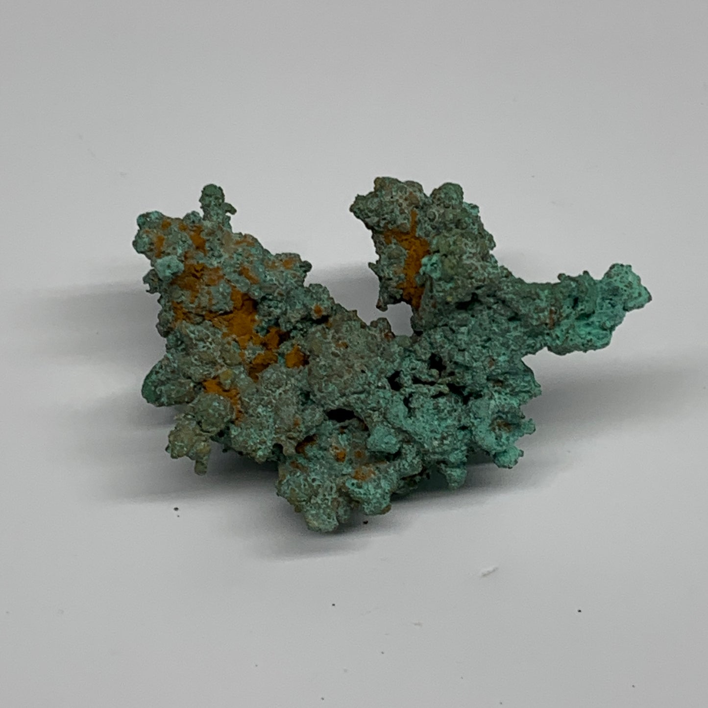 67.6g, 2.3"x1.7"x1.2", Malachite on Native Copper Mineral Specimens, B33957