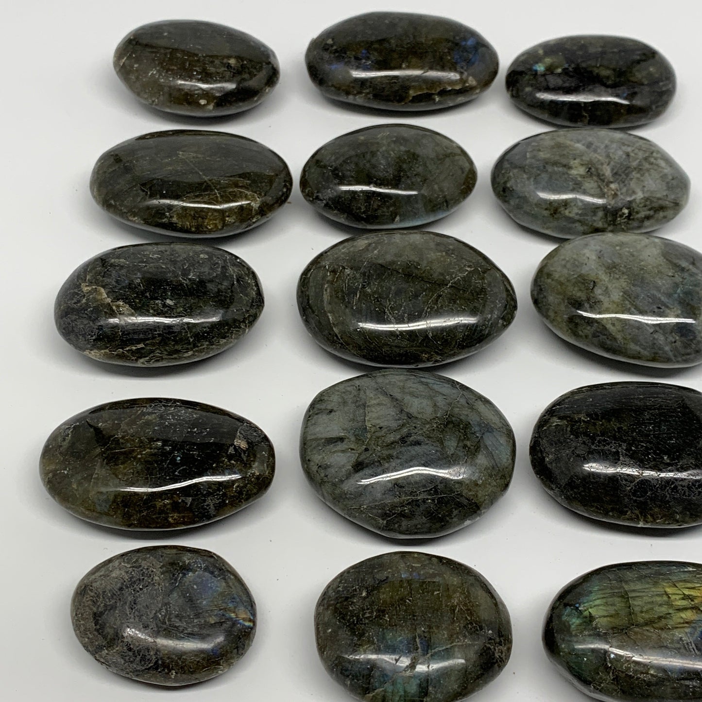 2.2 lbs,1.6"-2.4", 16pcs, Labradorite Palm-stone Polished Reiki, B17783