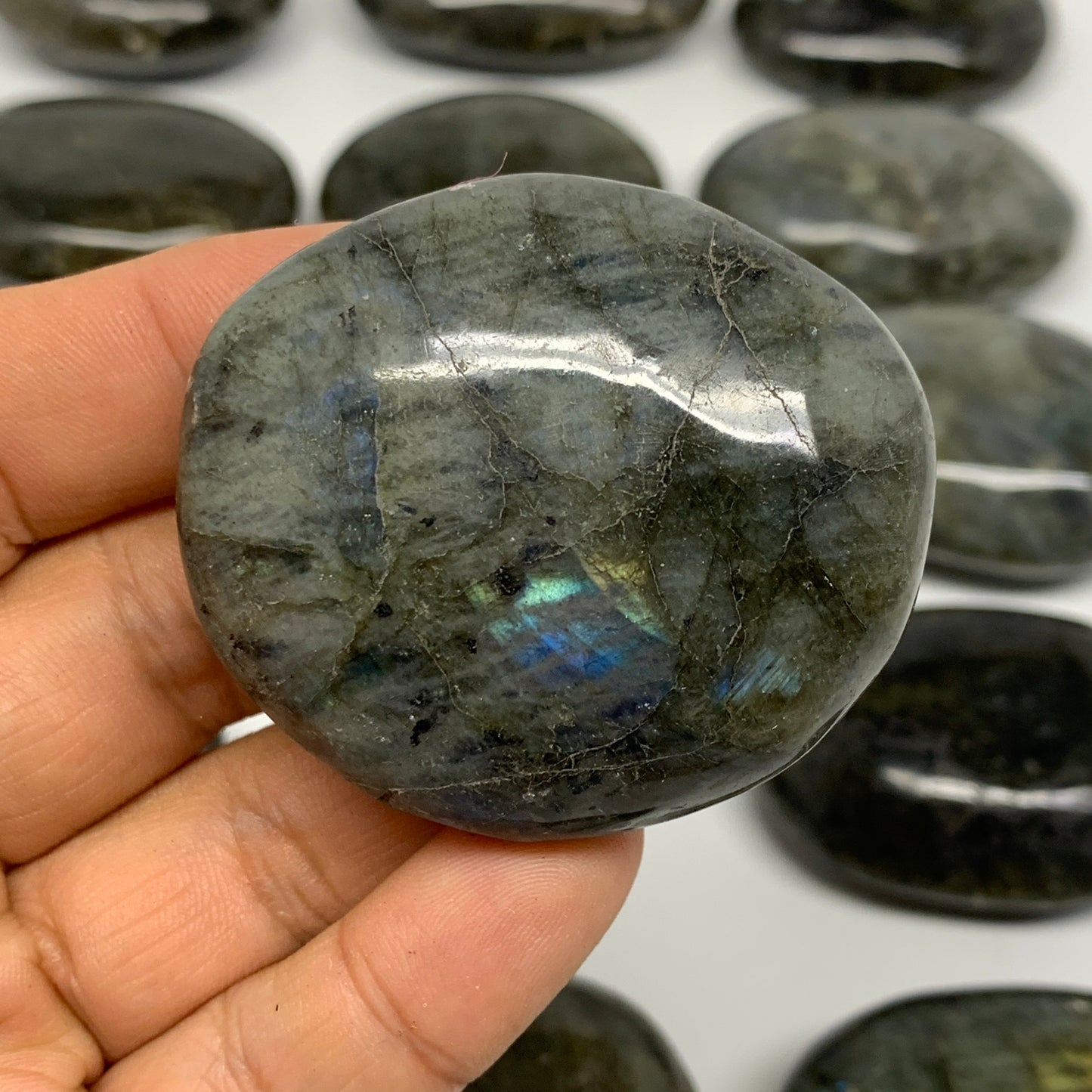 2.2 lbs,1.6"-2.4", 16pcs, Labradorite Palm-stone Polished Reiki, B17783