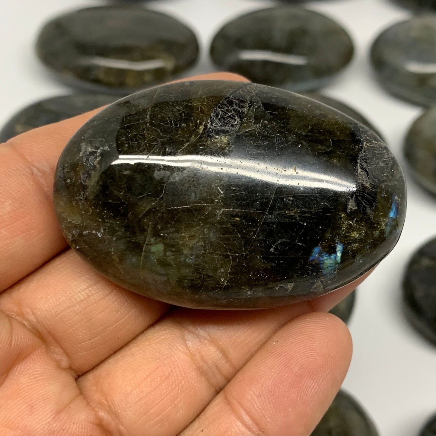 2.2 lbs,1.6"-2.4", 16pcs, Labradorite Palm-stone Polished Reiki, B17783