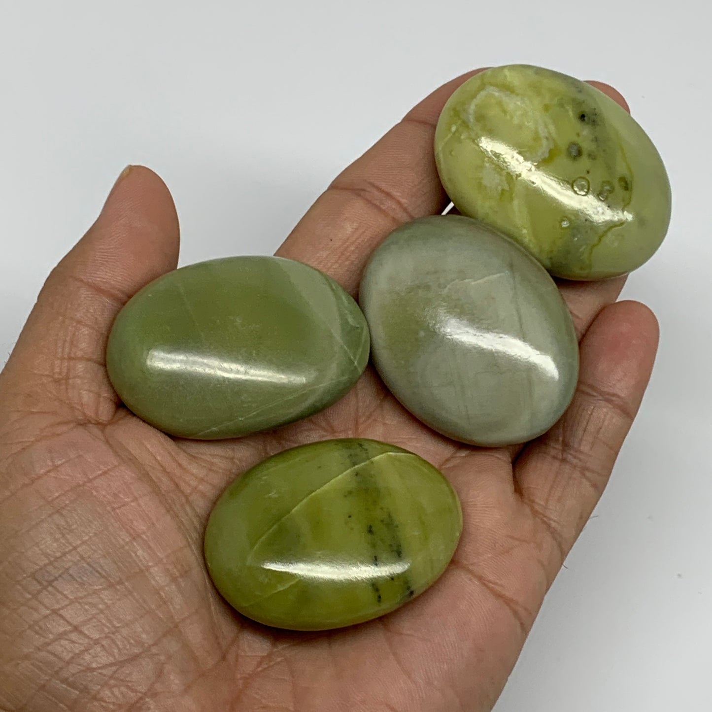 151.7g, 1.7"- 1.8", 4pcs, Natural Serpentine Palm-Stone Gemstone, B34611