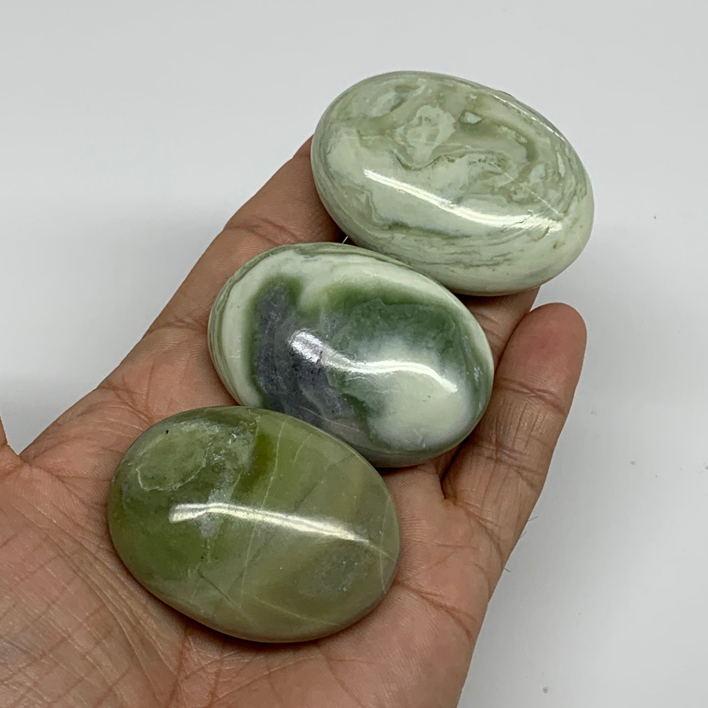 159.9g, 1.9"- 2.1", 3pcs, Natural Serpentine Palm-Stone Gemstone, B34623