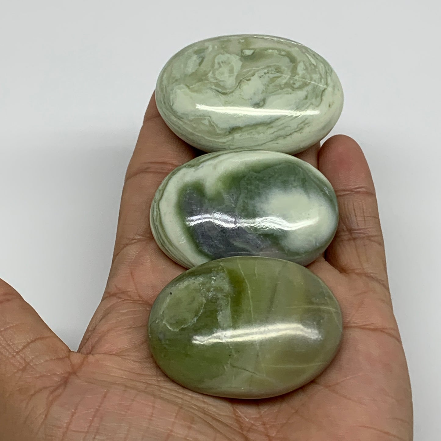 159.9g, 1.9"- 2.1", 3pcs, Natural Serpentine Palm-Stone Gemstone, B34623