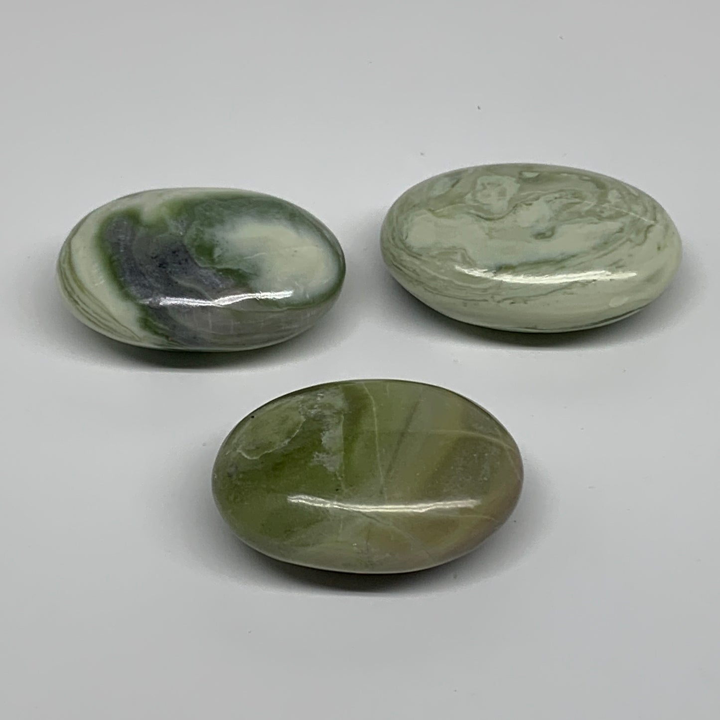 159.9g, 1.9"- 2.1", 3pcs, Natural Serpentine Palm-Stone Gemstone, B34623