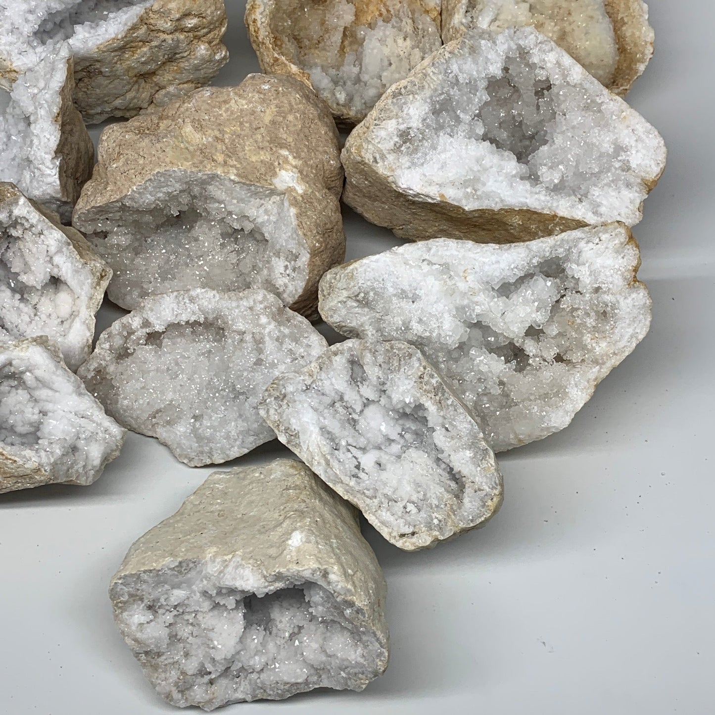 Wholesales, 21.2 Lbs,4.9"-7.2", 5 Pairs, Natural Quartz Geodes @Morocco,B10629