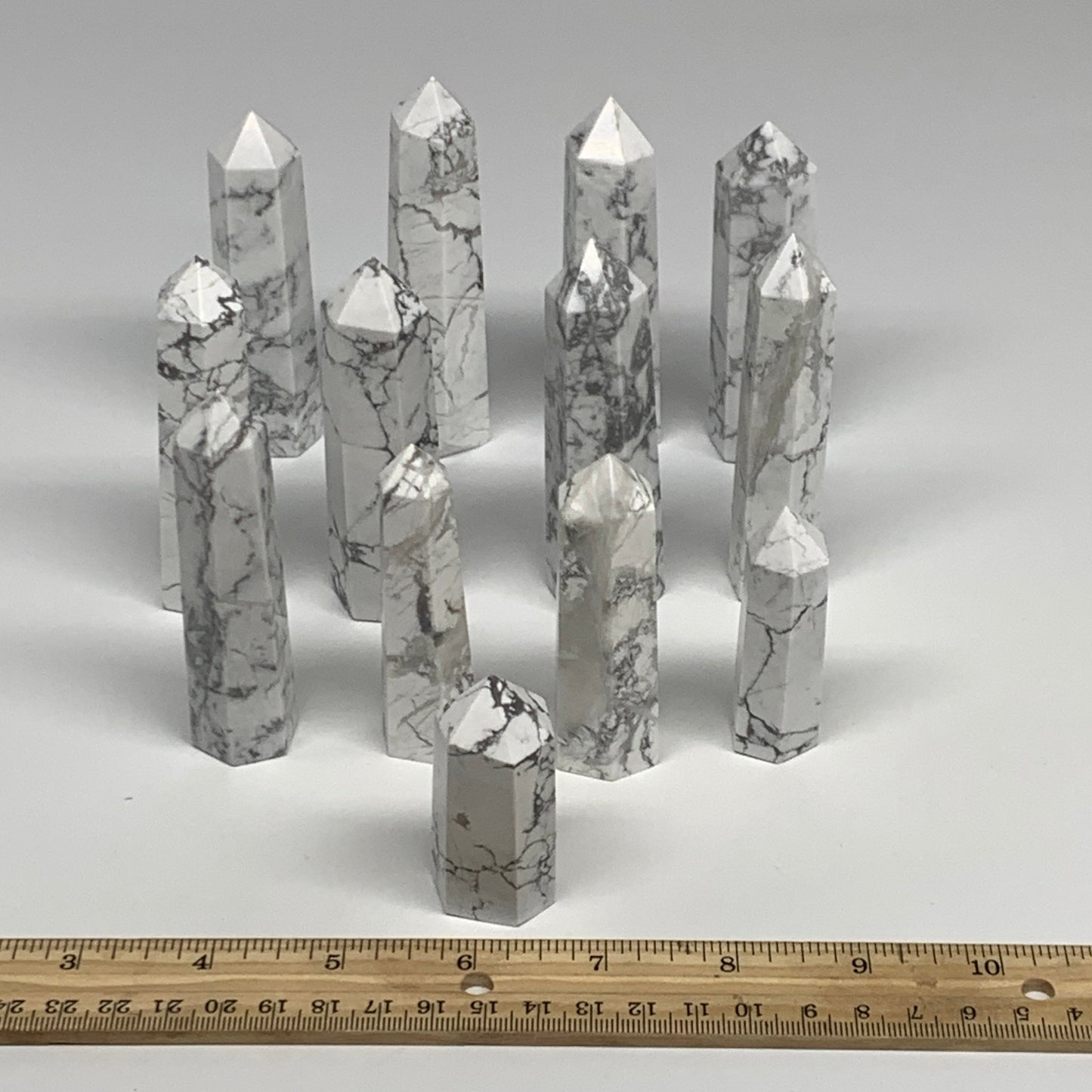 2.2 lbs, 2.1" - 3.9", 13pcs, Natural Howlite Towers, Obelisks, B29056