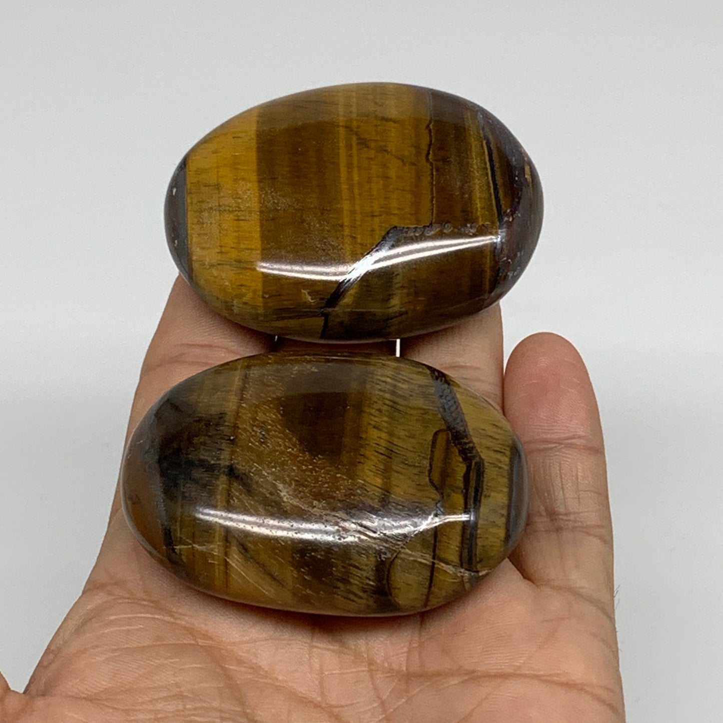 168.1g, 2.3"-2.3", 2pcs, Natural Tiger's Eye Palm-Stone Polished, B34816