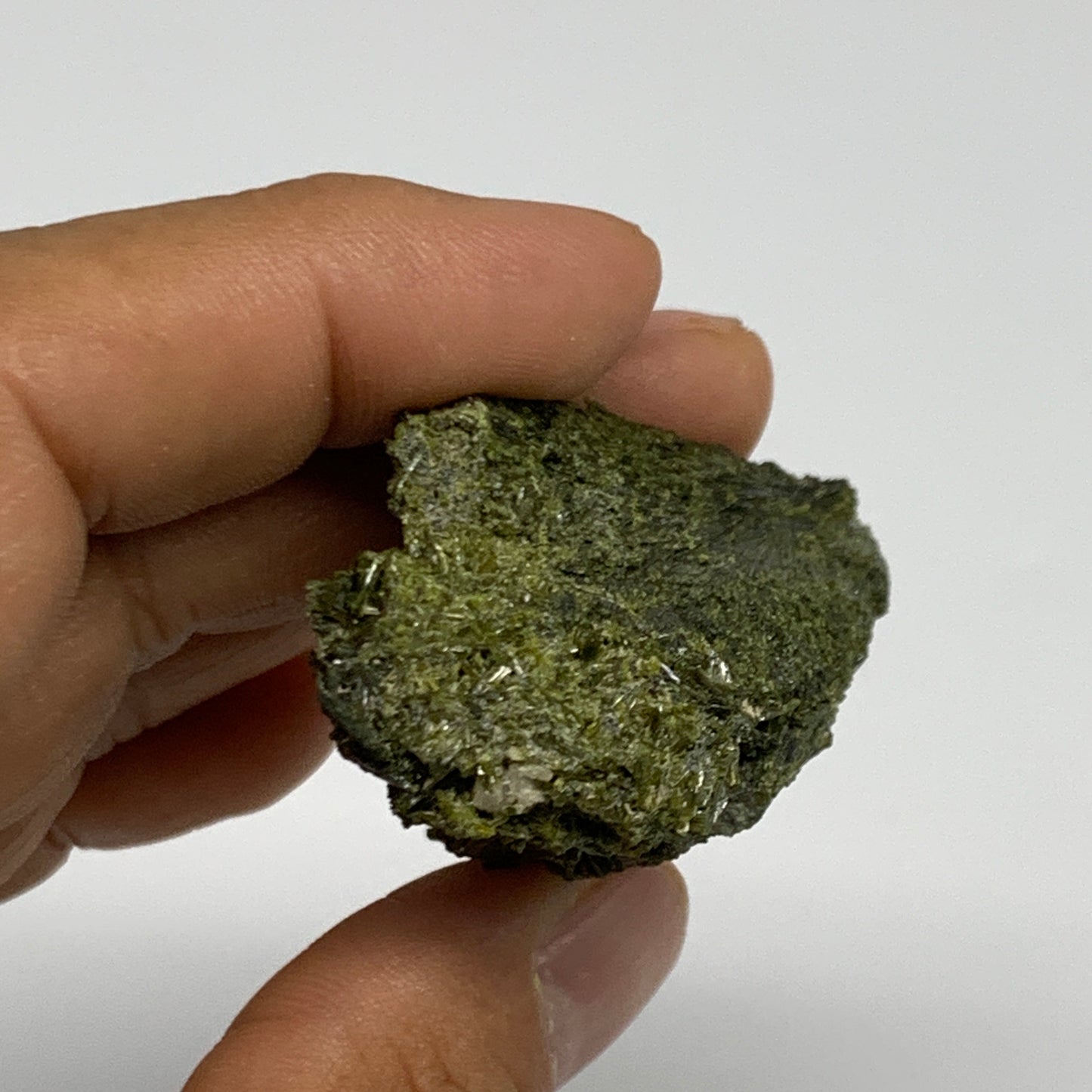 28.7g,2"x1.1"x1.1",Green Epidote Custer/Leaf Mineral Specimen @Pakistan,B27612