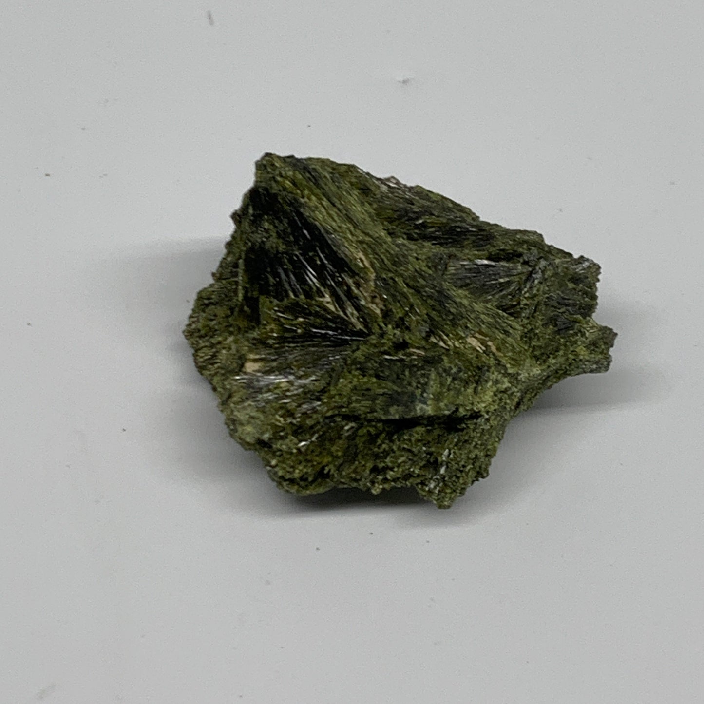 57.1g,1.8"x1.9"x1",Green Epidote Custer/Leaf Mineral Specimen @Pakistan,B27613