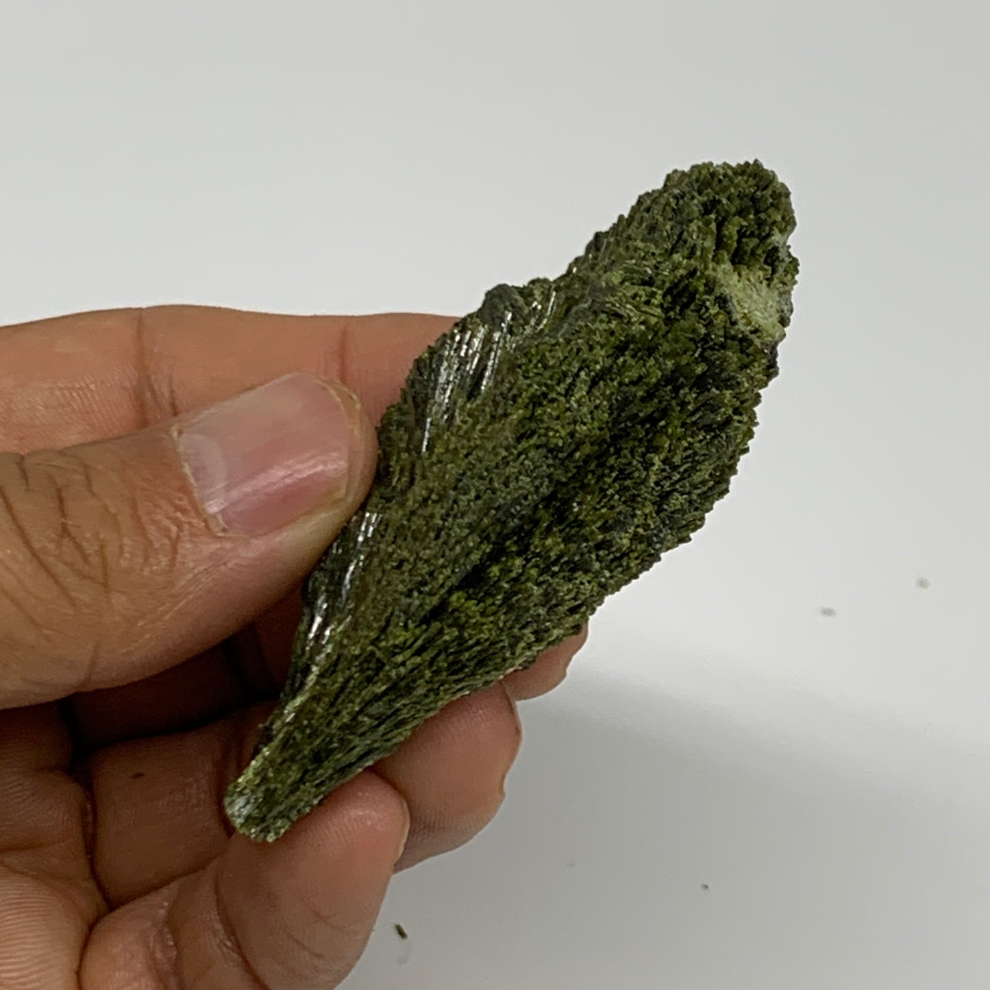 45.5g,2.5"x1.5"x0.7",Green Epidote Custer/Leaf Mineral Specimen @Pakistan,B27615