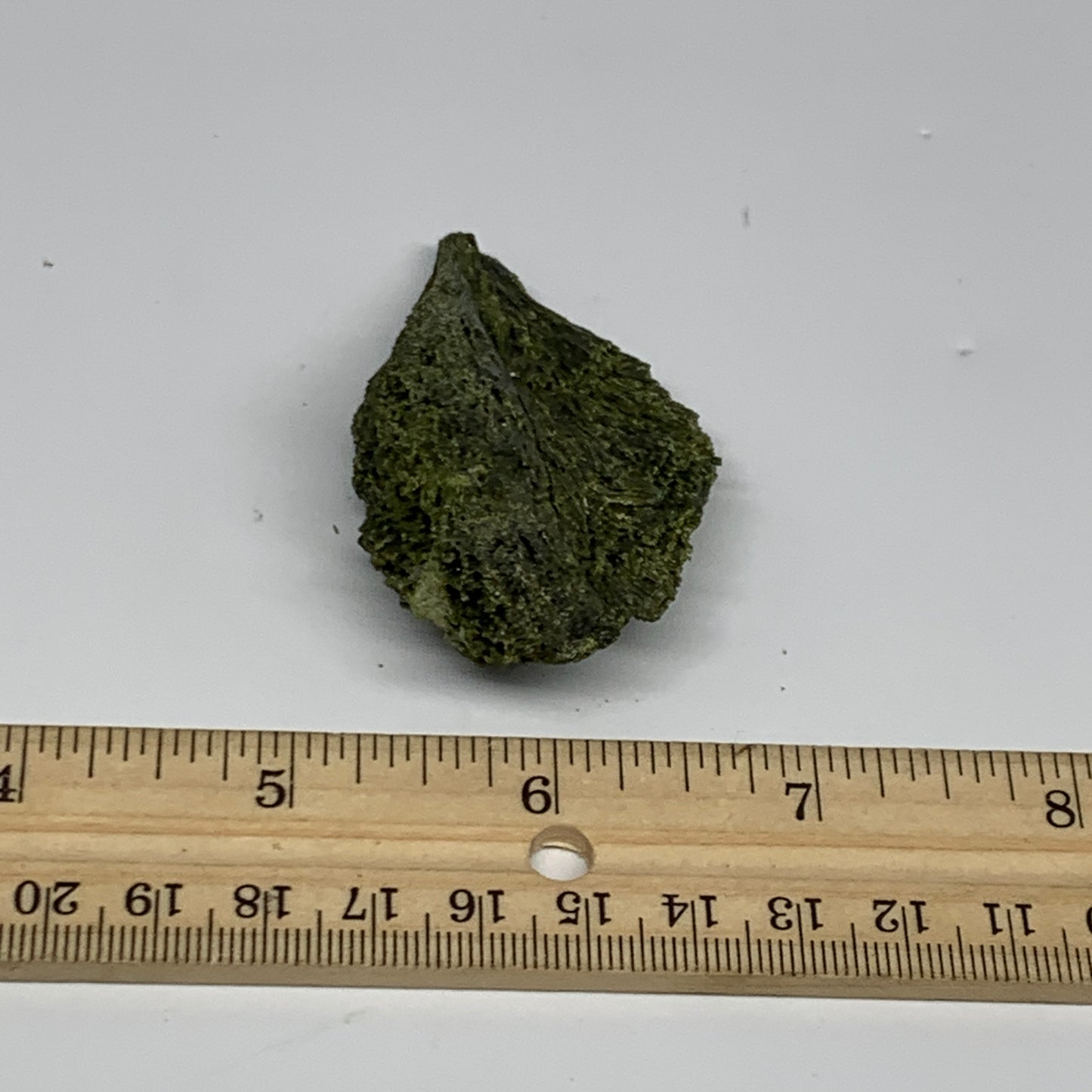 45.5g,2.5"x1.5"x0.7",Green Epidote Custer/Leaf Mineral Specimen @Pakistan,B27615