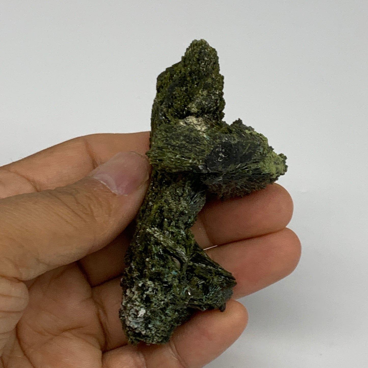 105.4g,3.3"x1.9"x1.5",Green Epidote Custer/Leaf Mineral Specimen @Pakistan,B2763