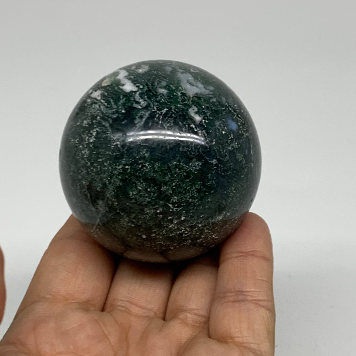 214.9g, 2.1"(54mm), Natural Moss Agate Sphere Ball Gemstone @India,B34925