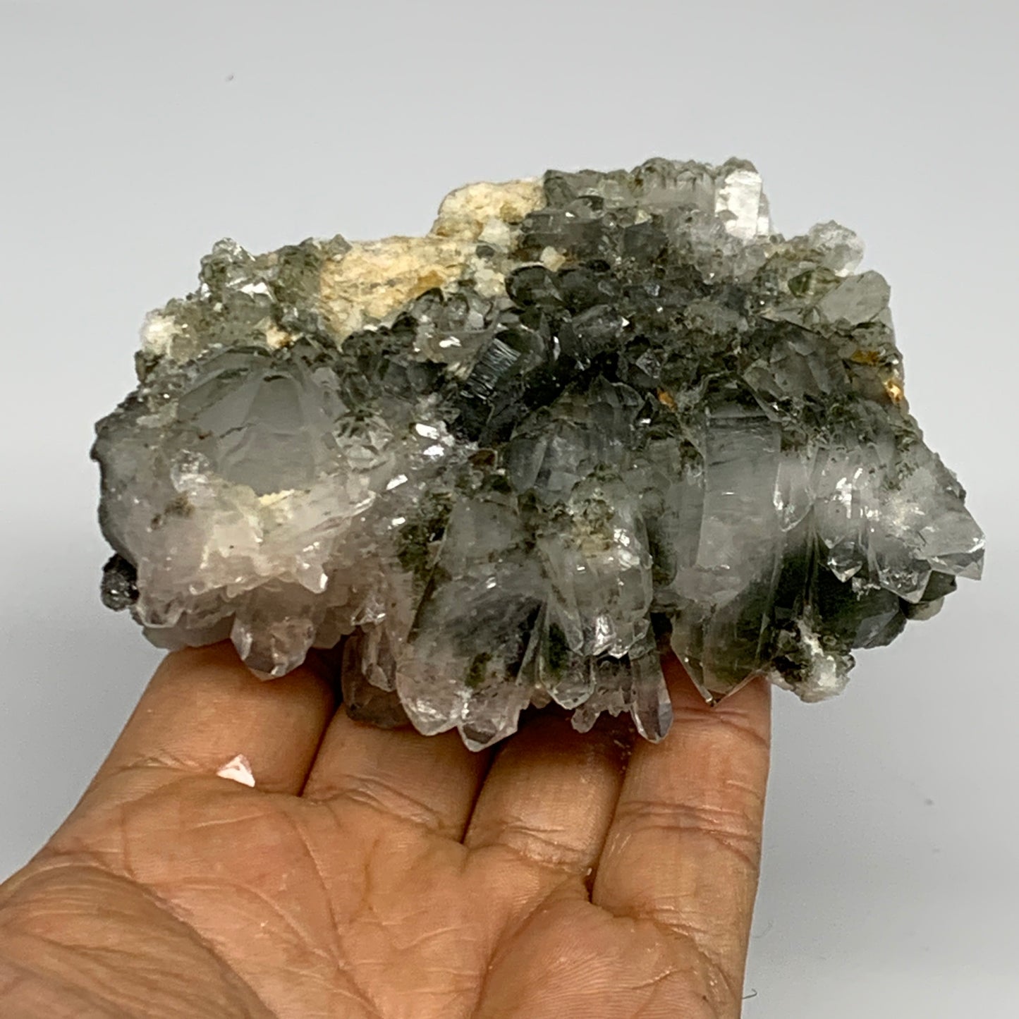 0.76 lbs, 4"x3.3"x0.7", Chlorine Quartz Crystal Mineral,Specimen Terminated,B277