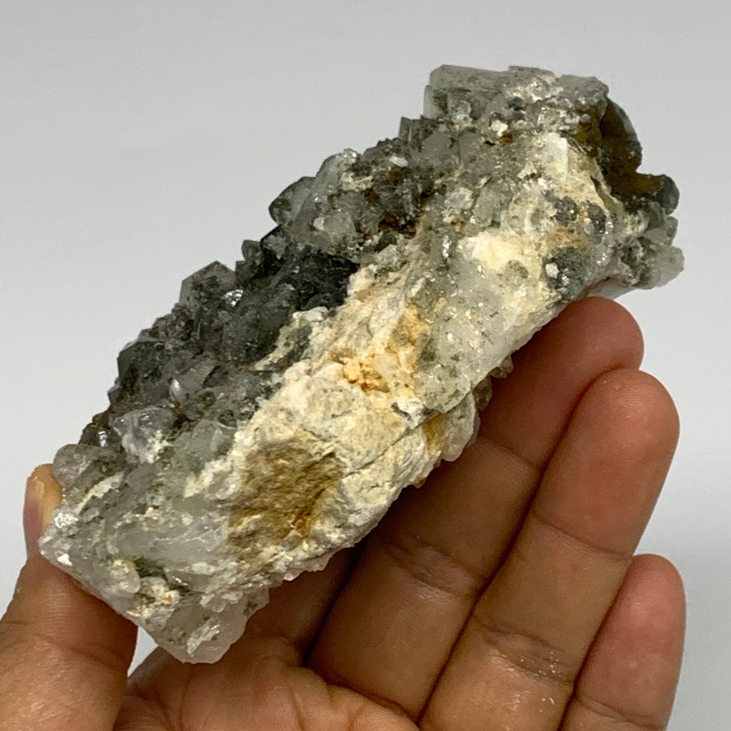 0.76 lbs, 4"x3.3"x0.7", Chlorine Quartz Crystal Mineral,Specimen Terminated,B277