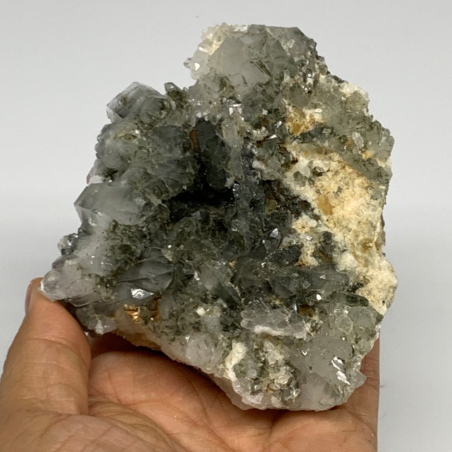 0.76 lbs, 4"x3.3"x0.7", Chlorine Quartz Crystal Mineral,Specimen Terminated,B277